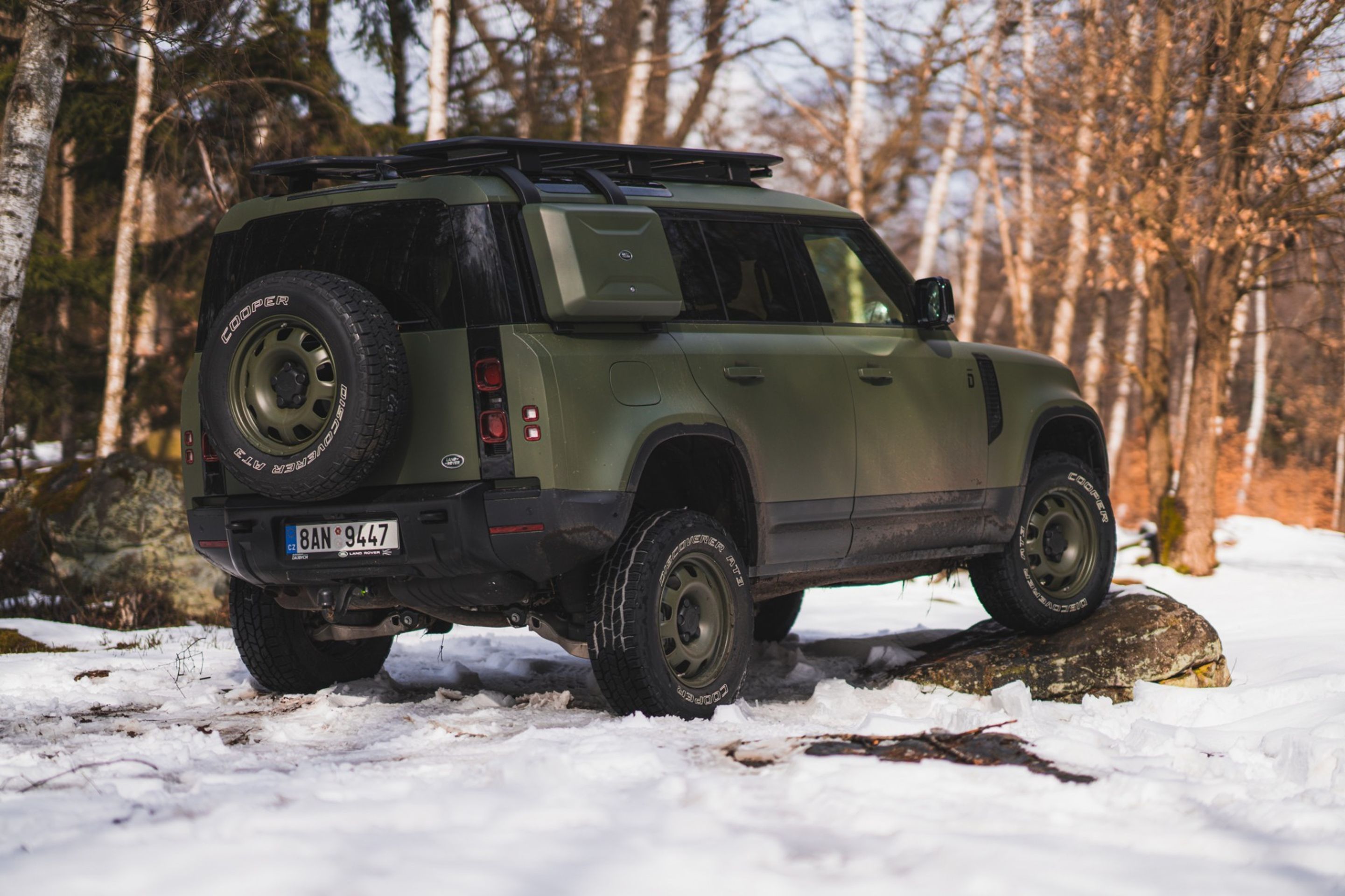 Land Rover Defender 110 upravený pro bezpečnostní složky - 26 - Fotogalerie: Speciální landrover pro bezpečnostní složky (14/18)