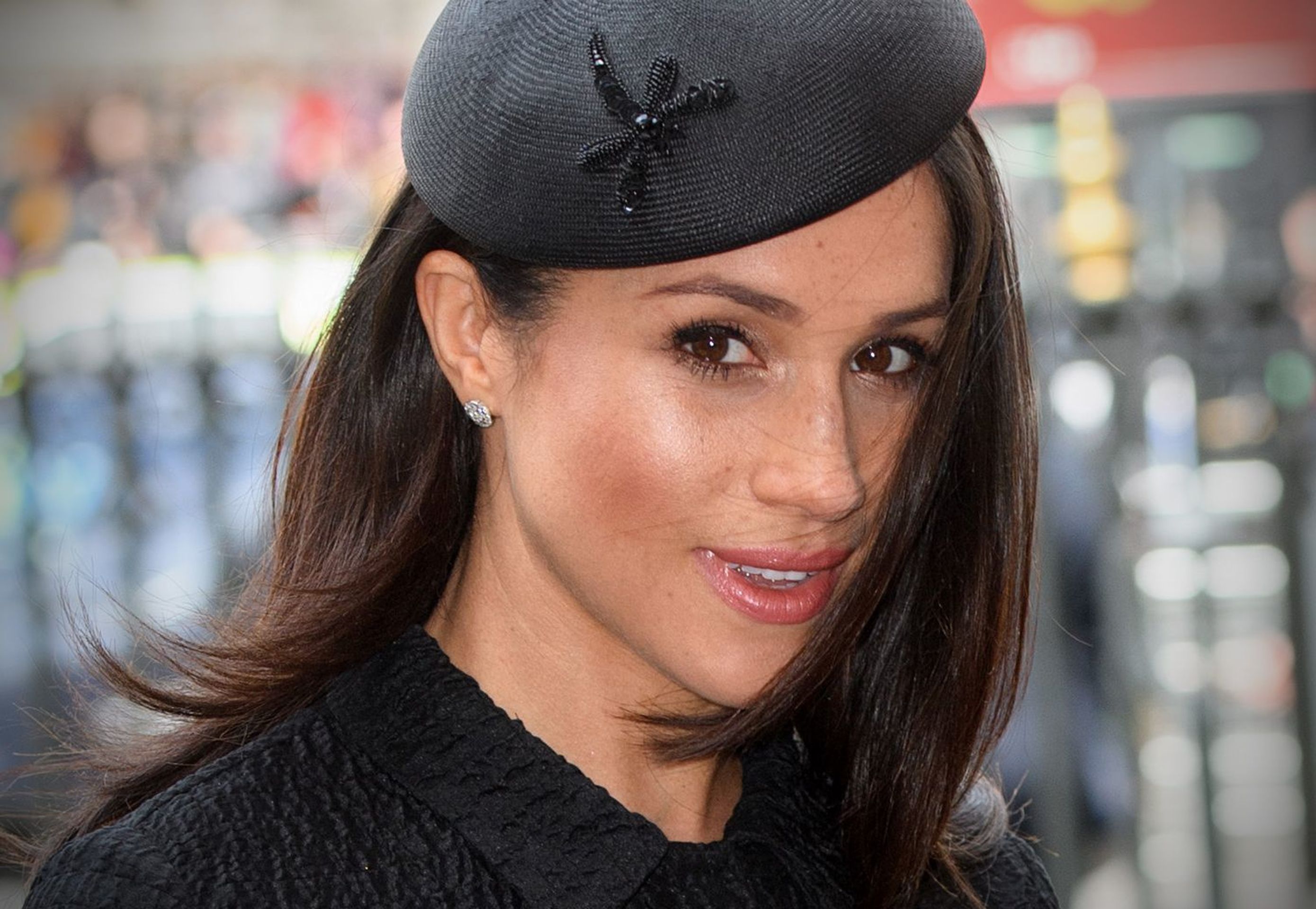 Sarah Mhlanga, dvojnice Meghan Markle - 8 - GALERIE: Meghan Markle a muži (9/10)