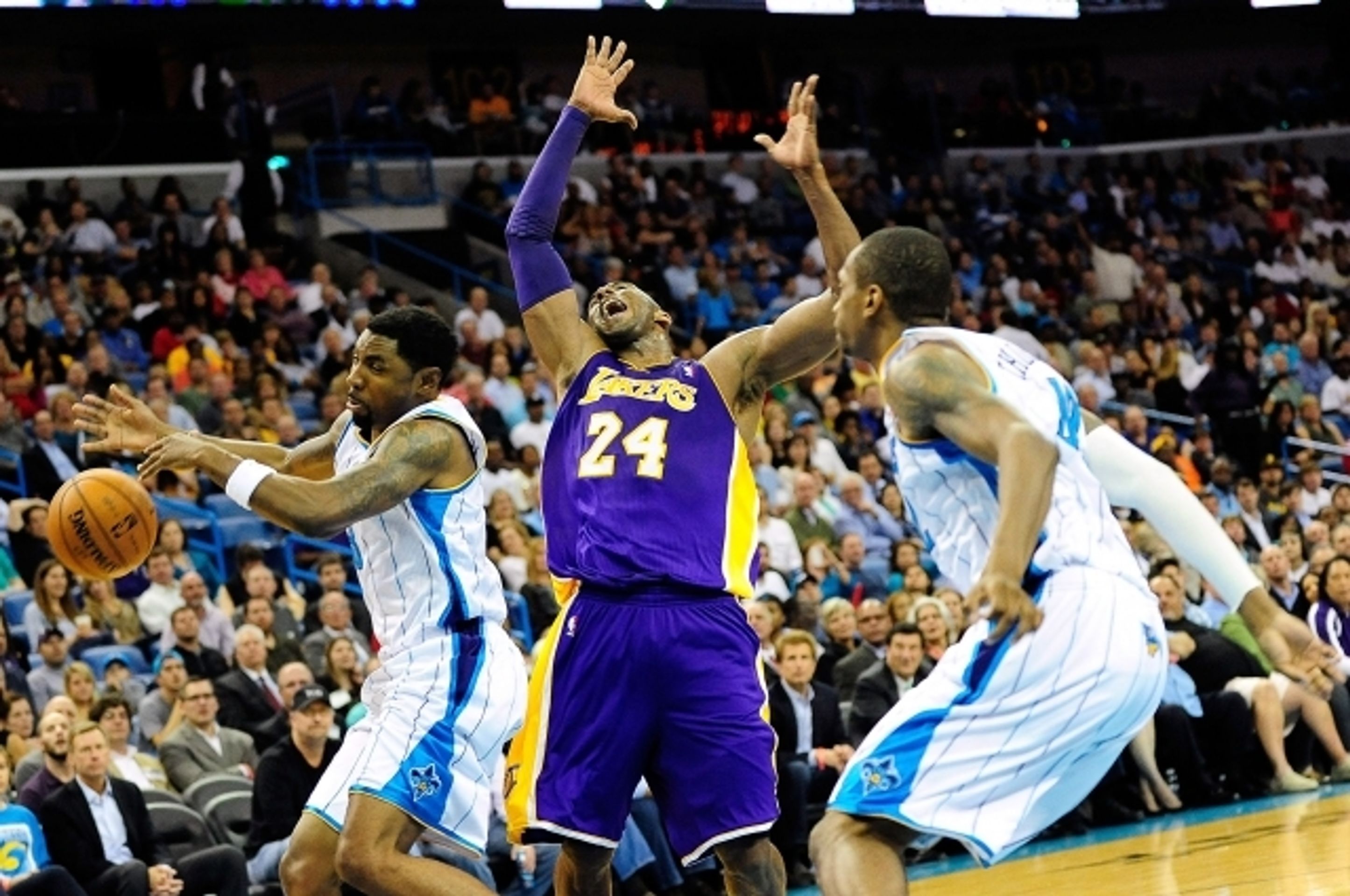 Kobe Bryant 30 000 bodů - 7 - GALERIE: Kobe Bryant nastřílel 30 000 bodů (6/10)