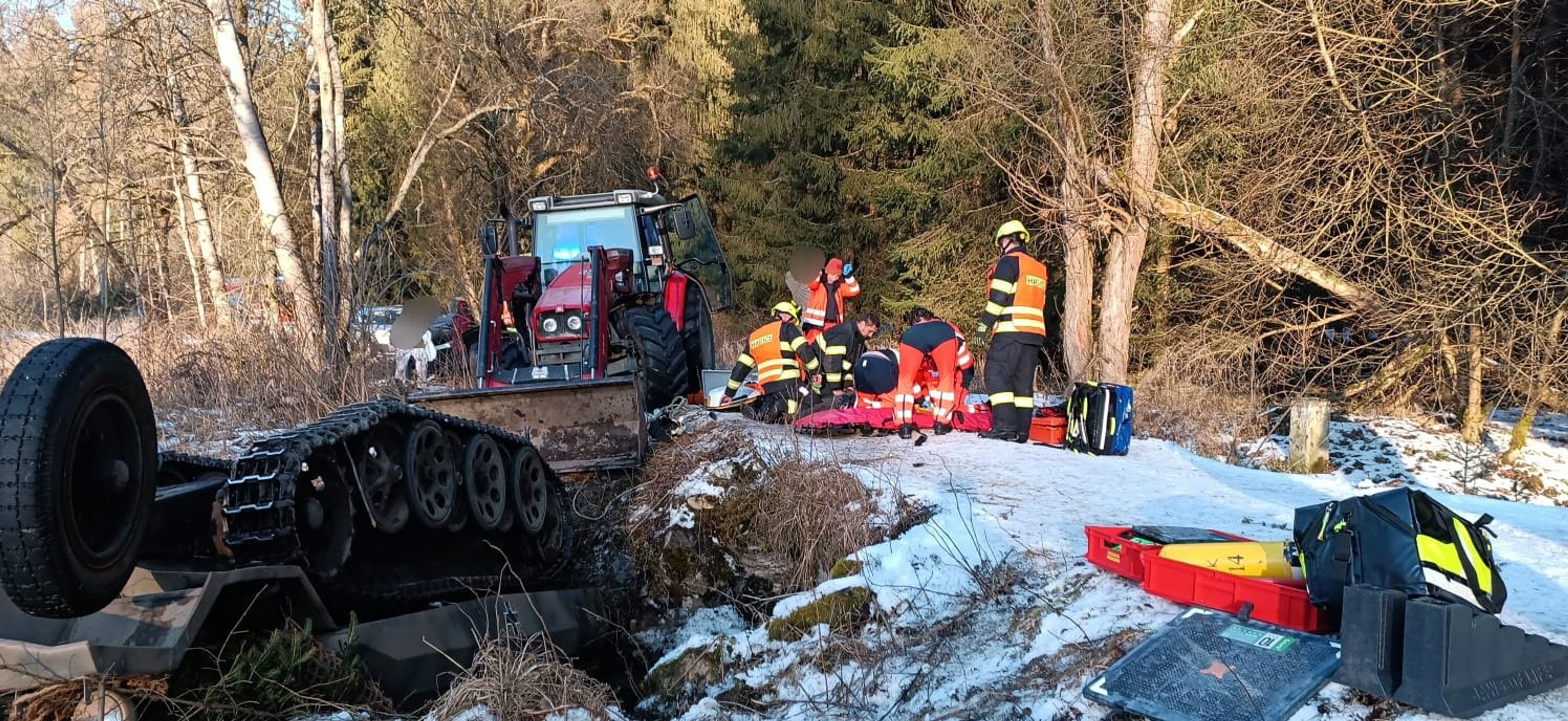Tragédie na Českokrumlovsku - Tragická nehoda na Českokrumlovsku (2/5)