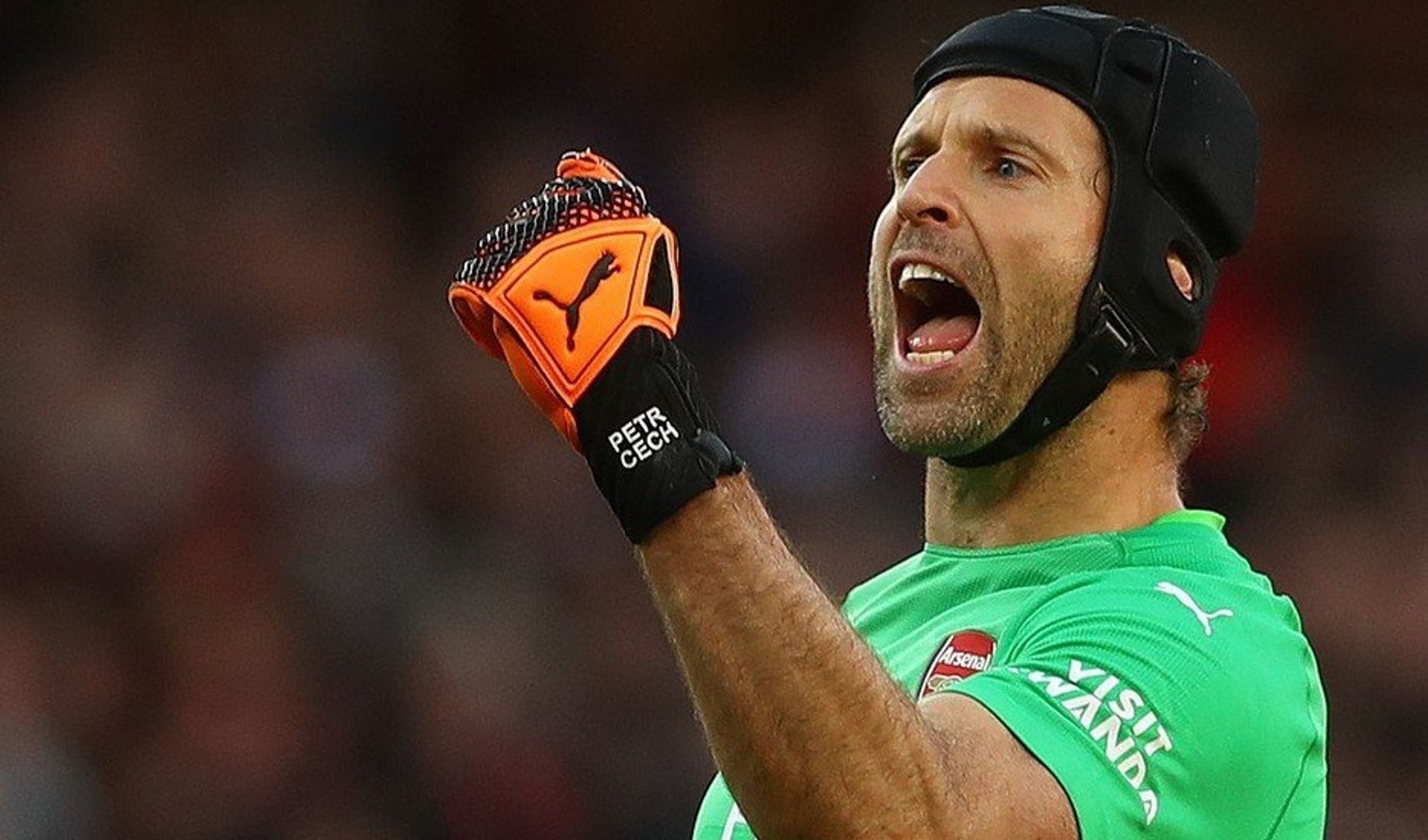 Petr Čech - GALERIE: Petr Čech a bývalý trenér Arsenalu Arsene Wenger (4/5)