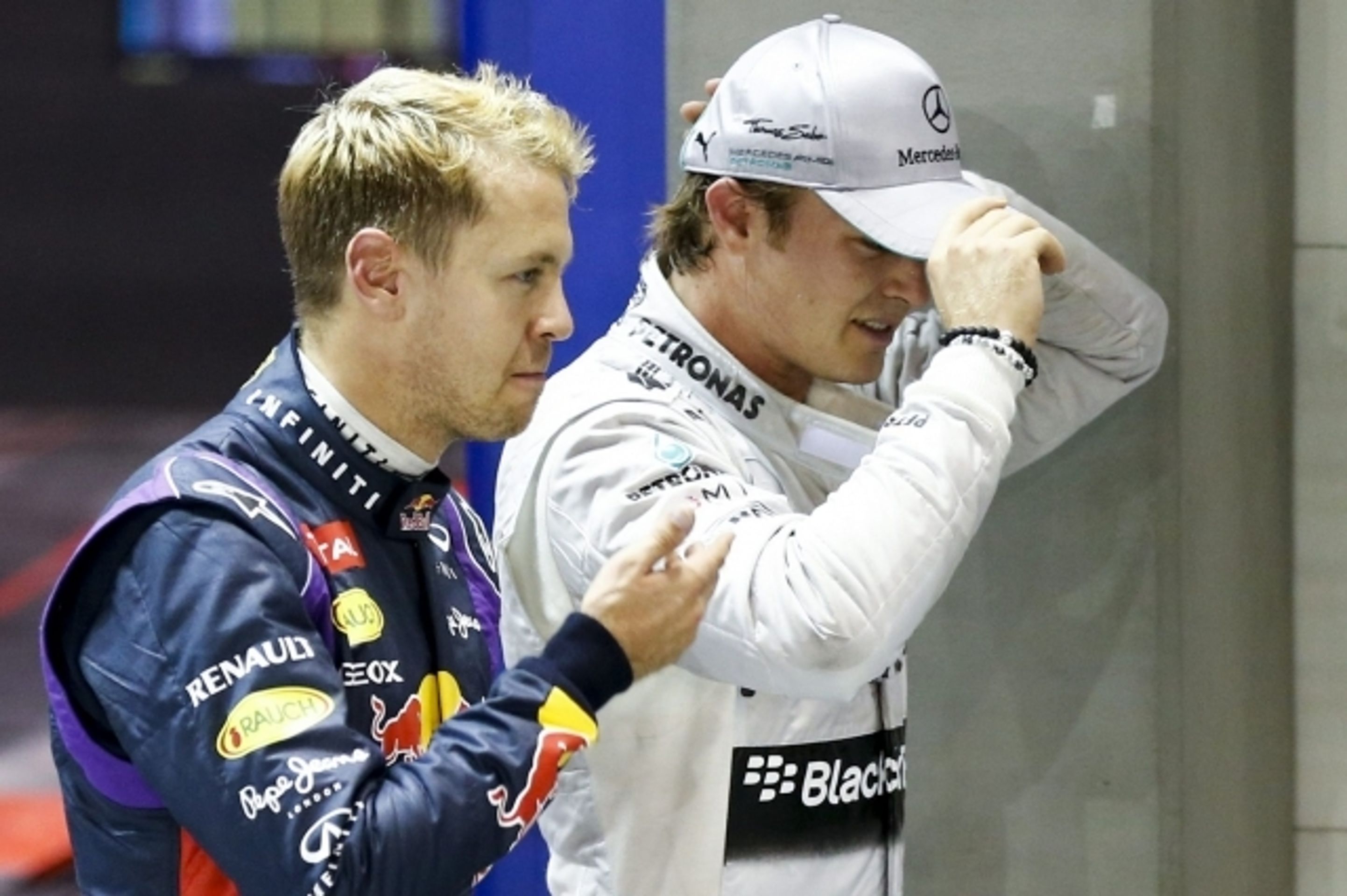 Vettel vyhrál kvalifikaci v Singapuru - 3 - Vettel vyhrál kvalifikaci v Singapuru (7/10)