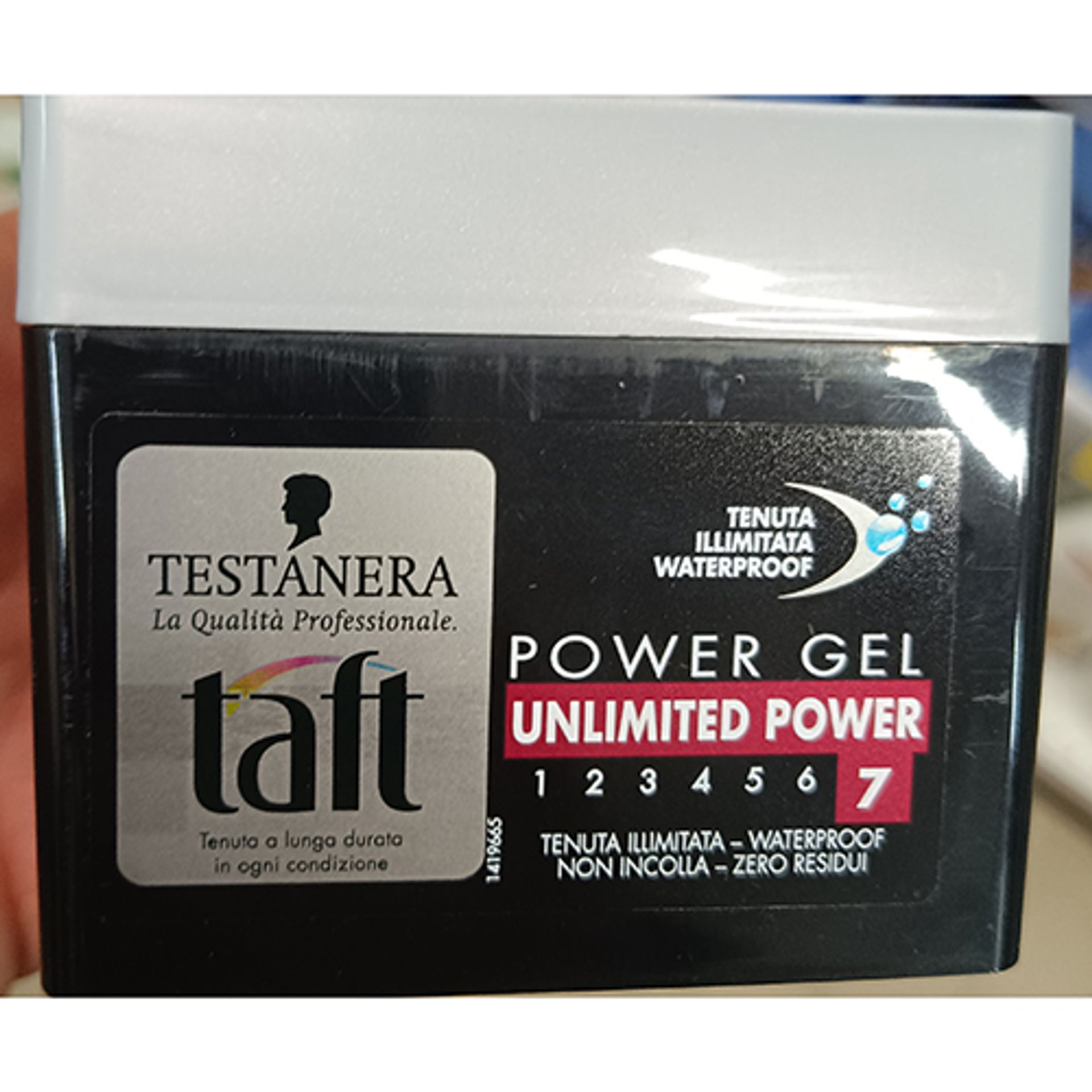 Gel do vlasů Taft - Nebezpečná kosmetika (7/20)