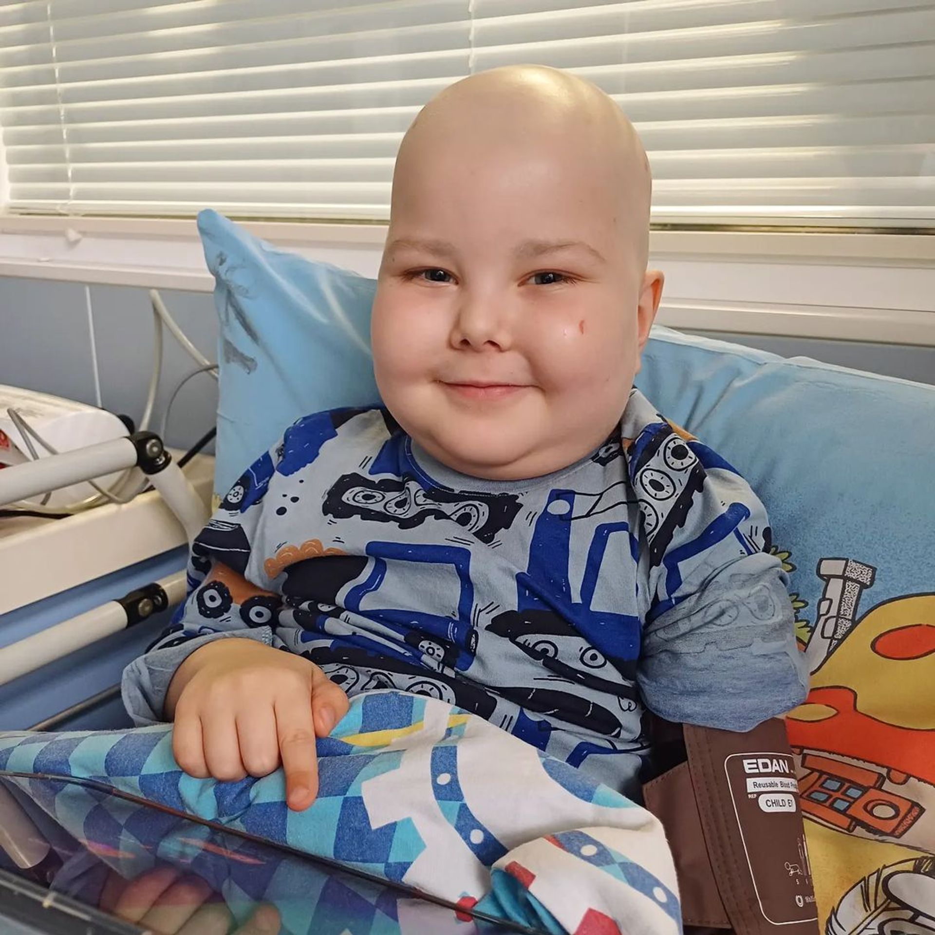 Malý Artur trpí vzácným HLH syndromem (5) - Artur trpí vzácným HLH syndromem (1/12)