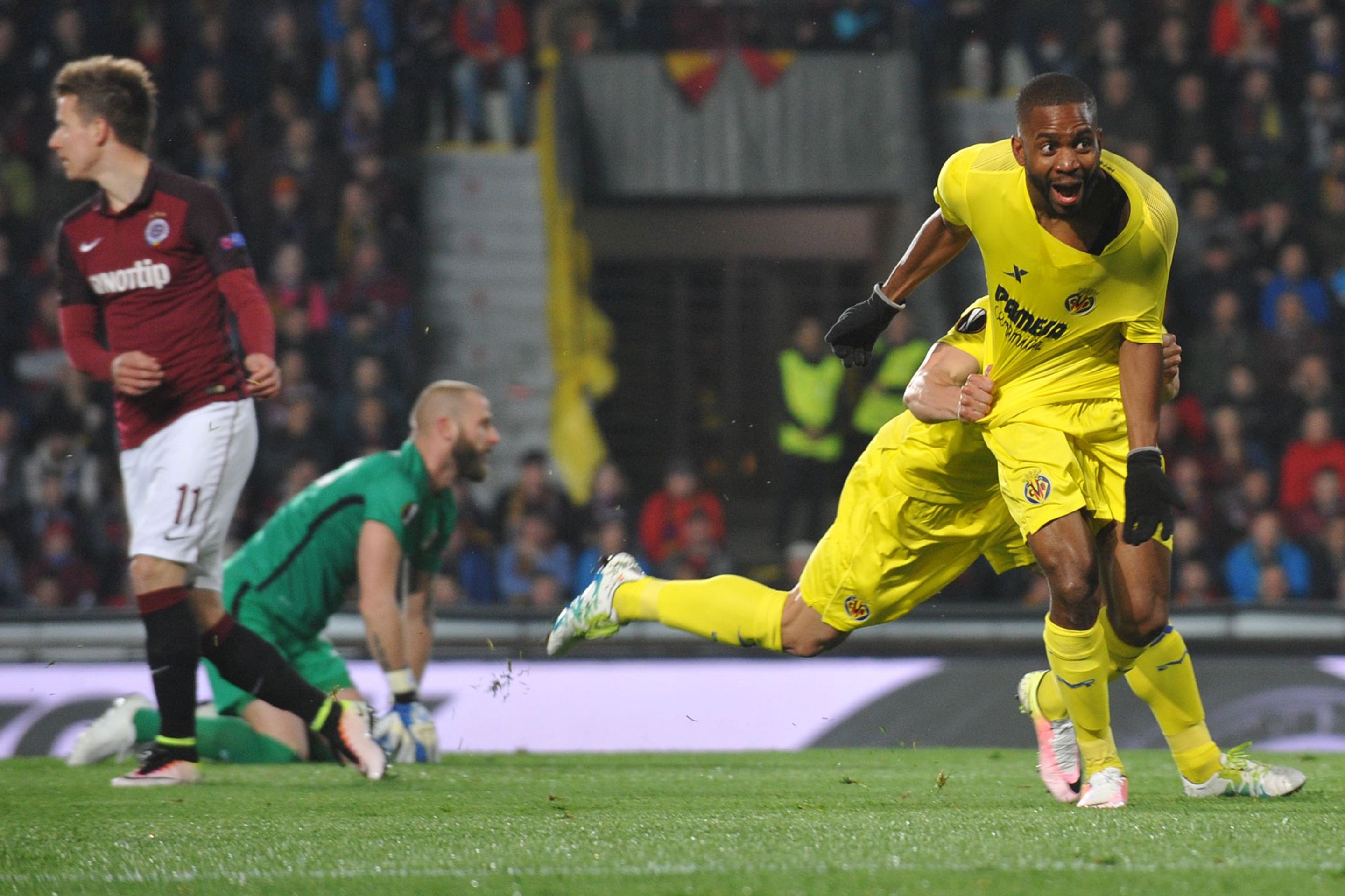 Bakambu otevřel skóre. Sparta - Villareal 0:1 - GALERIE: Sparta Praha - Villarreal 2:4 (1/7)