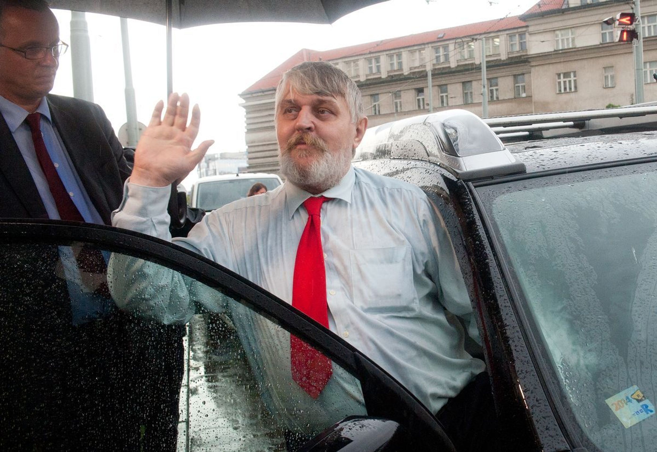 Jonák jede na horb manželky - 5 - Ivan Jonák je po 18 letech na svobodě (12/18)