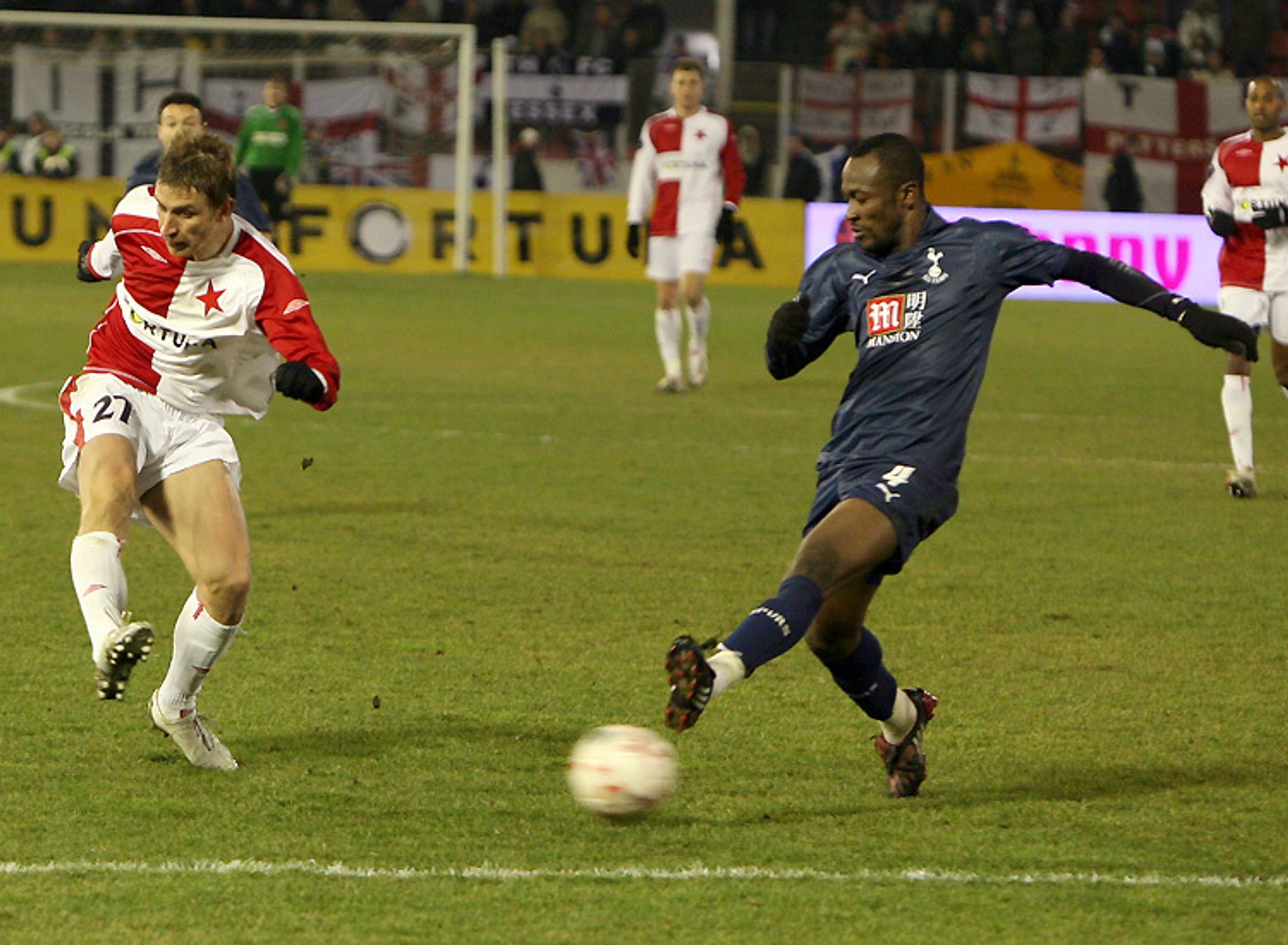 David Střihavka v akci - Videa: Slavia podlehla Tottenhamu 1:2 (7/8)