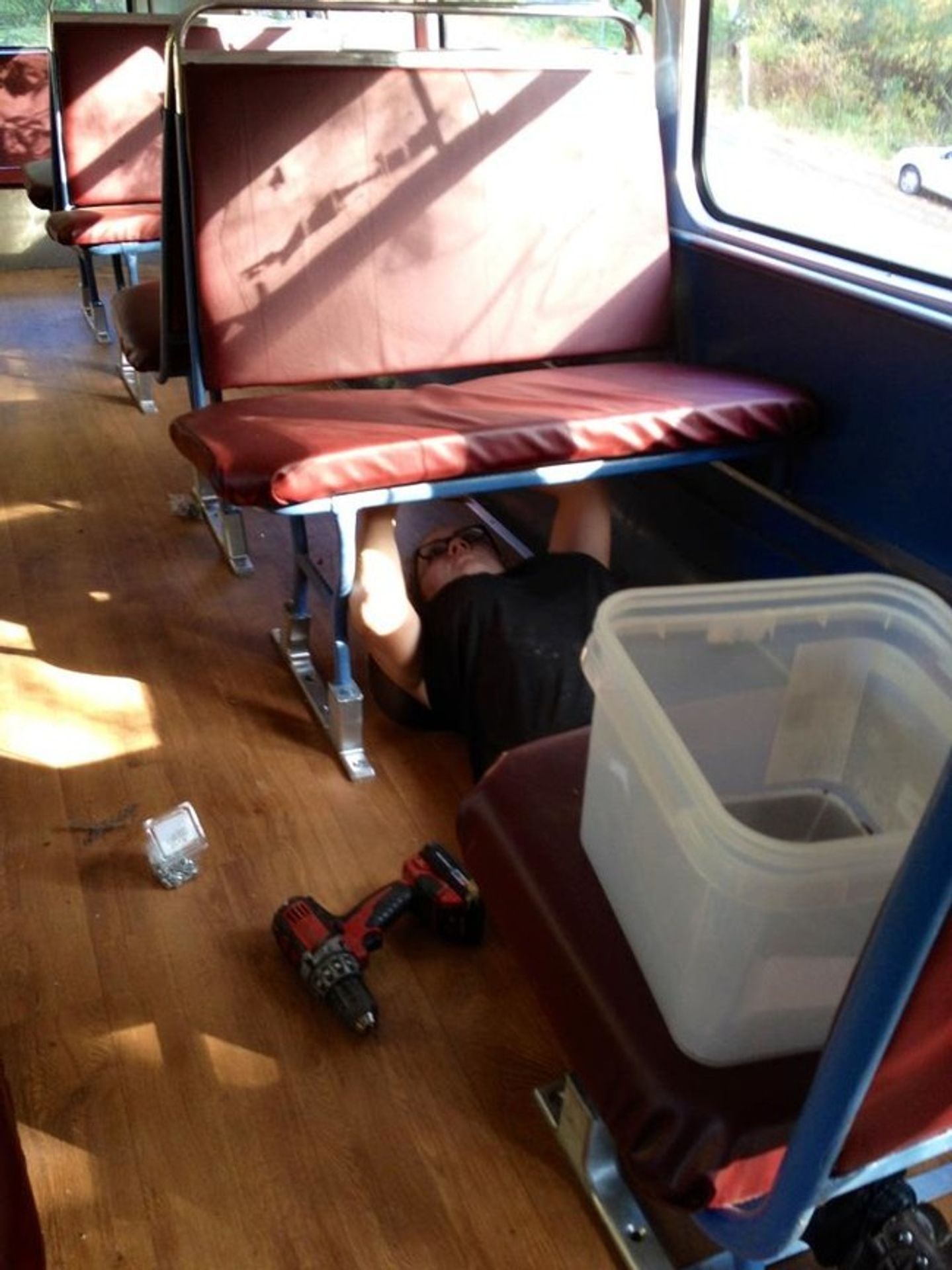 Restaurace z autobusu - 10 - GALERIE: Restaurace z autobusu (10/15)