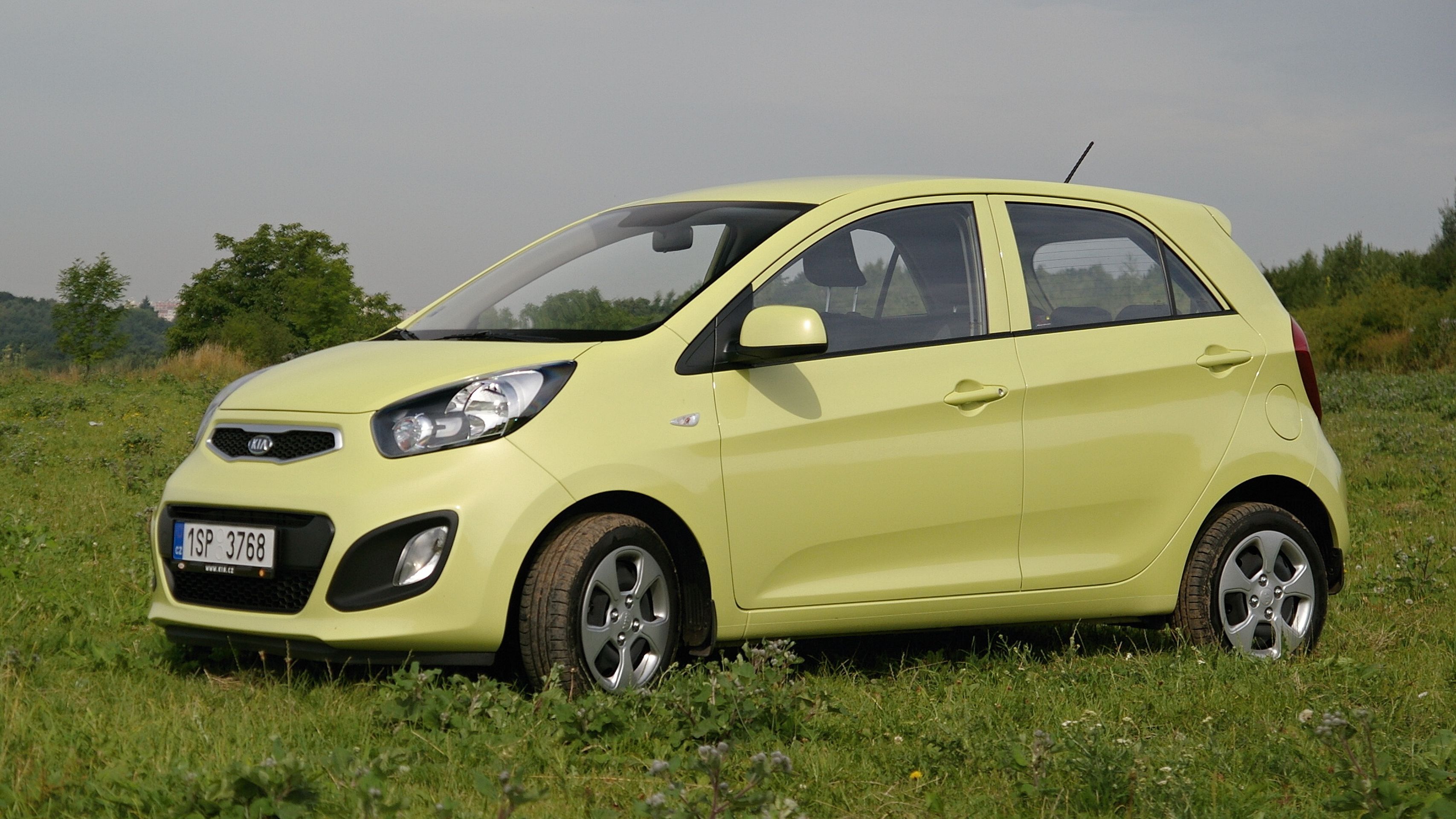 Kia Picanto - 10 - Nejlevnější auta v ČR (9/22)