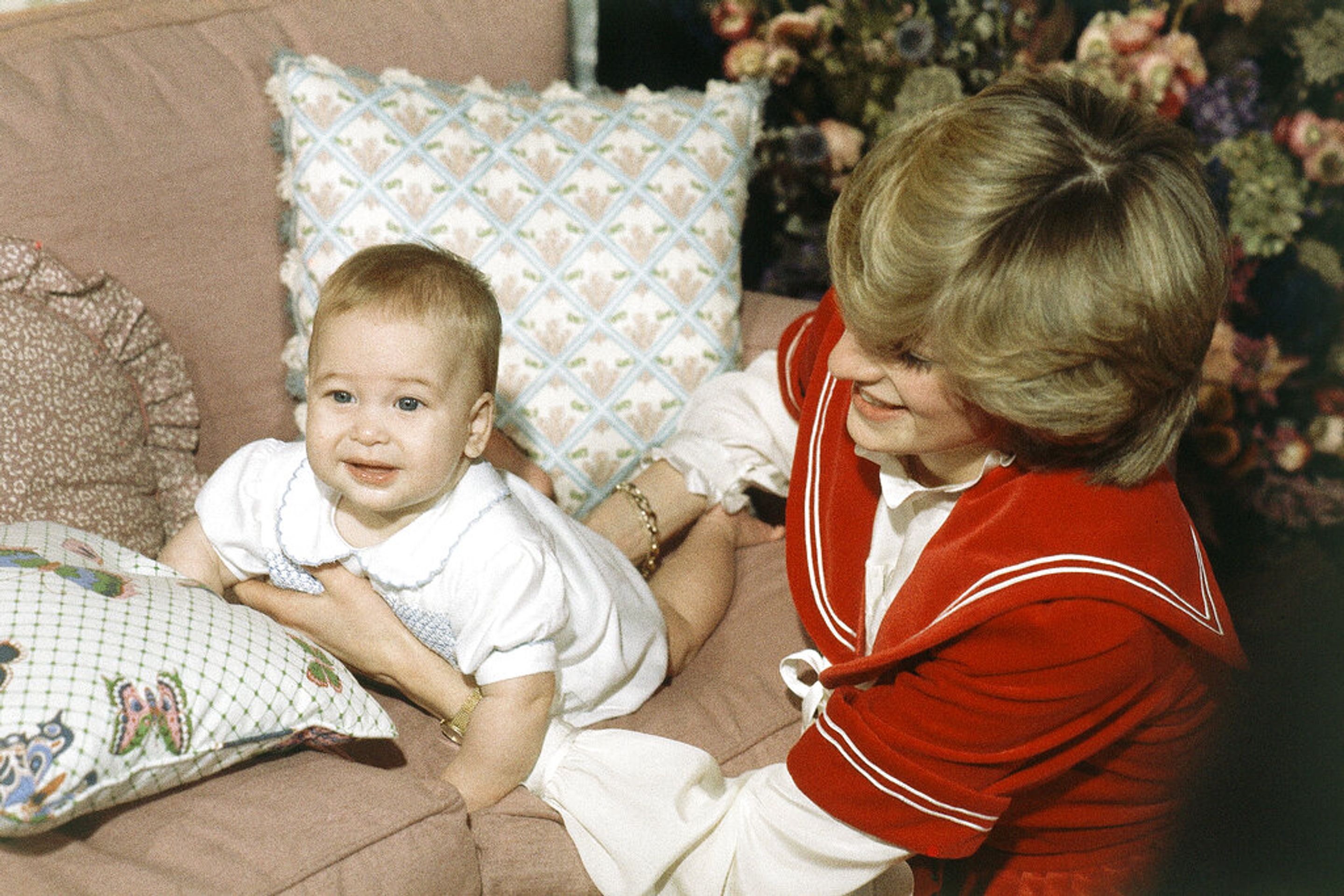 Princezna Diana a princ William, 1982 - Princezna Diana (3/16)