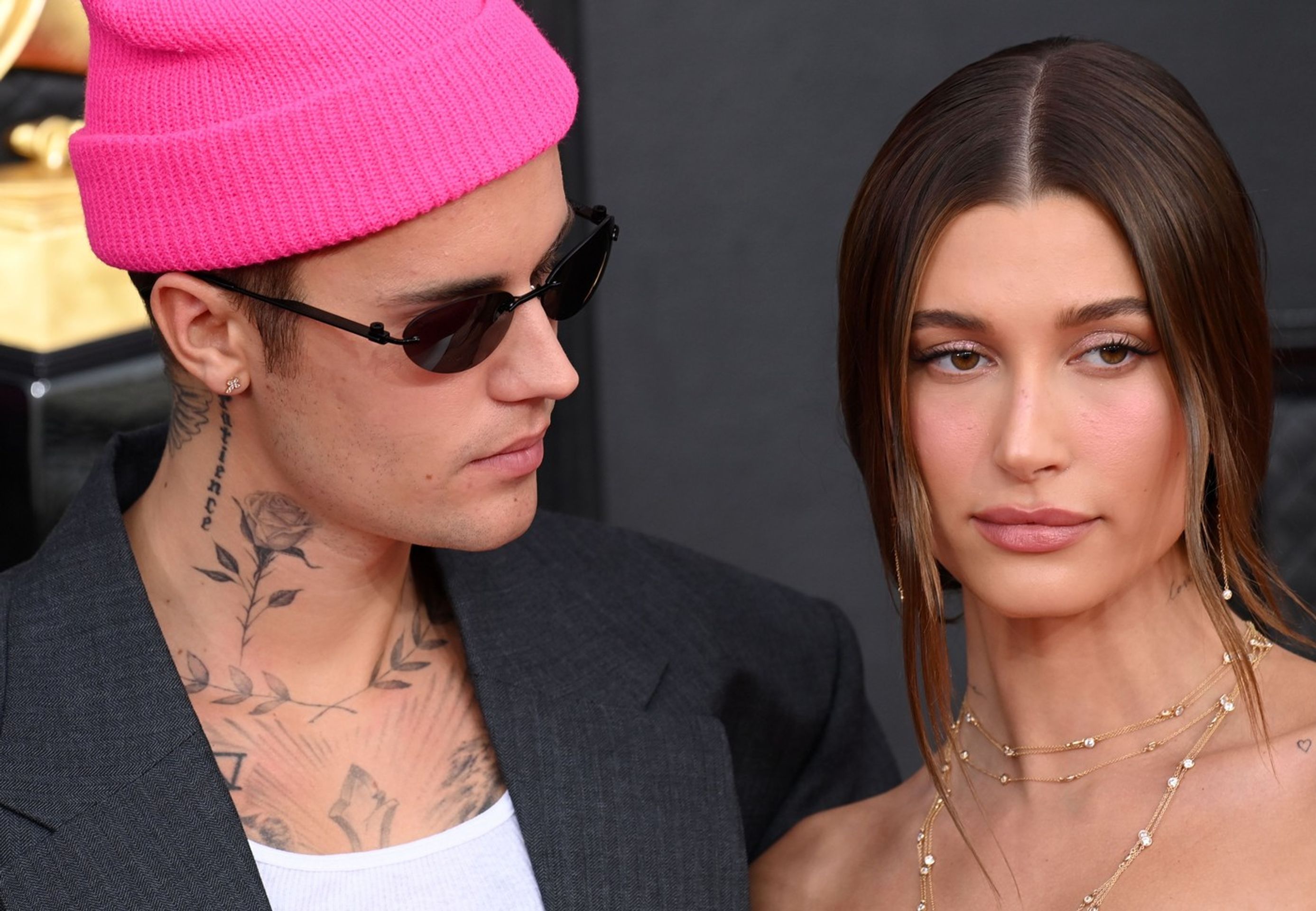 Justin Bieber a Hailey Bieber - Justin a Hailey Bieber (7/11)