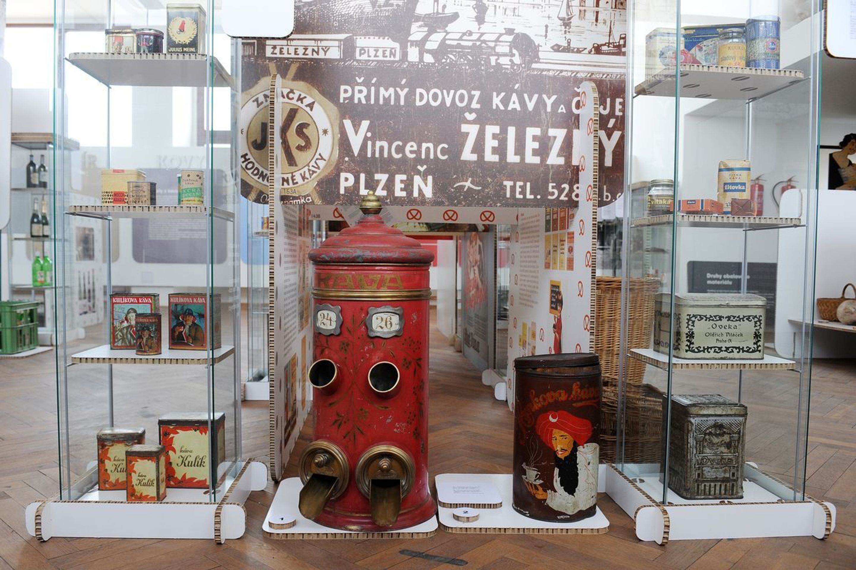 Výstava Od věku sloužím člověku - 3 - GALERIE: Výstava Od věku sloužím člověku (45/47)