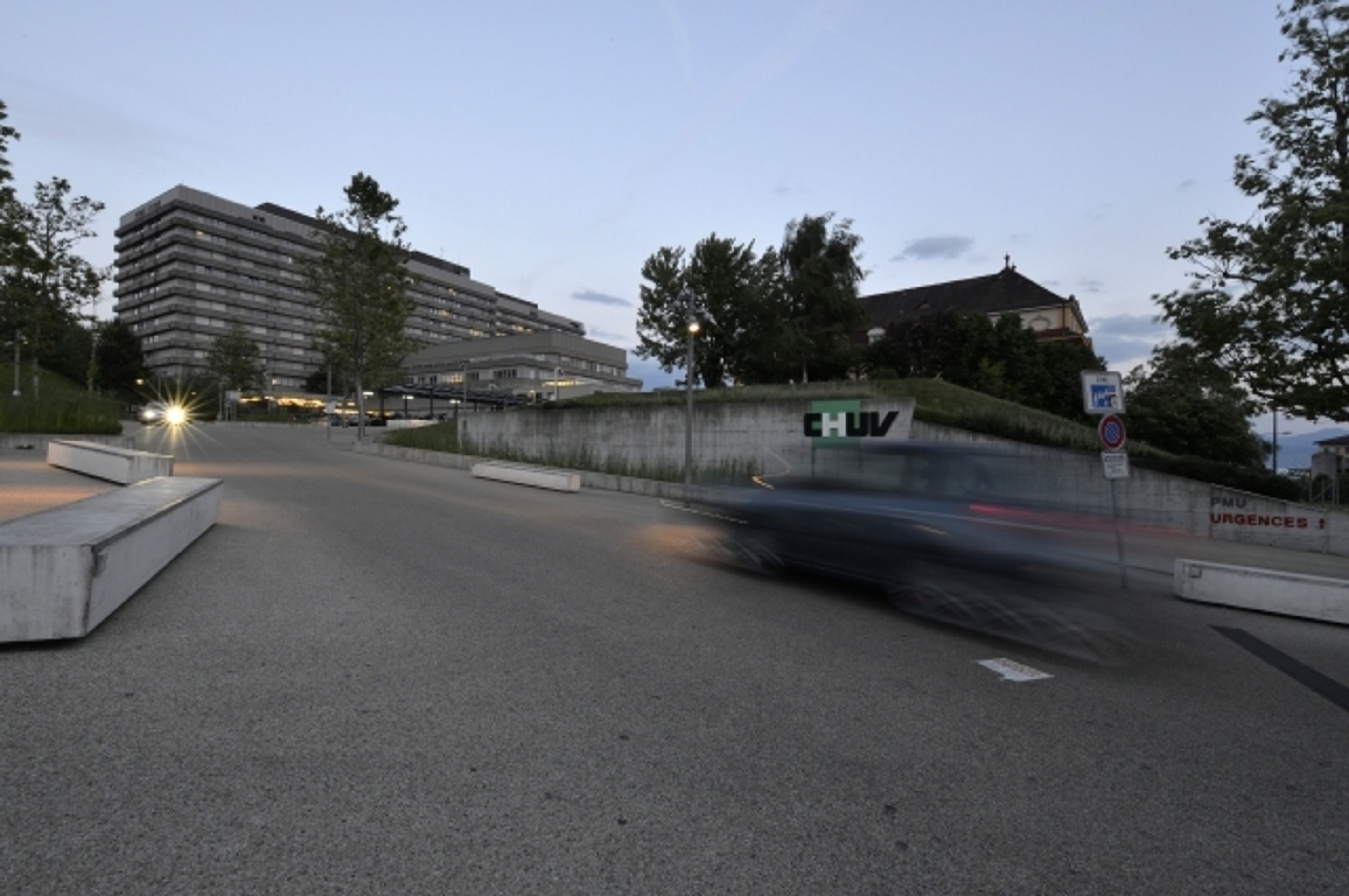 Nemocnice v Lausanne, kde leží Schumacher - 6 - GALERIE: Nemocnice v Lausanne, kde leží Schumacher (7/12)