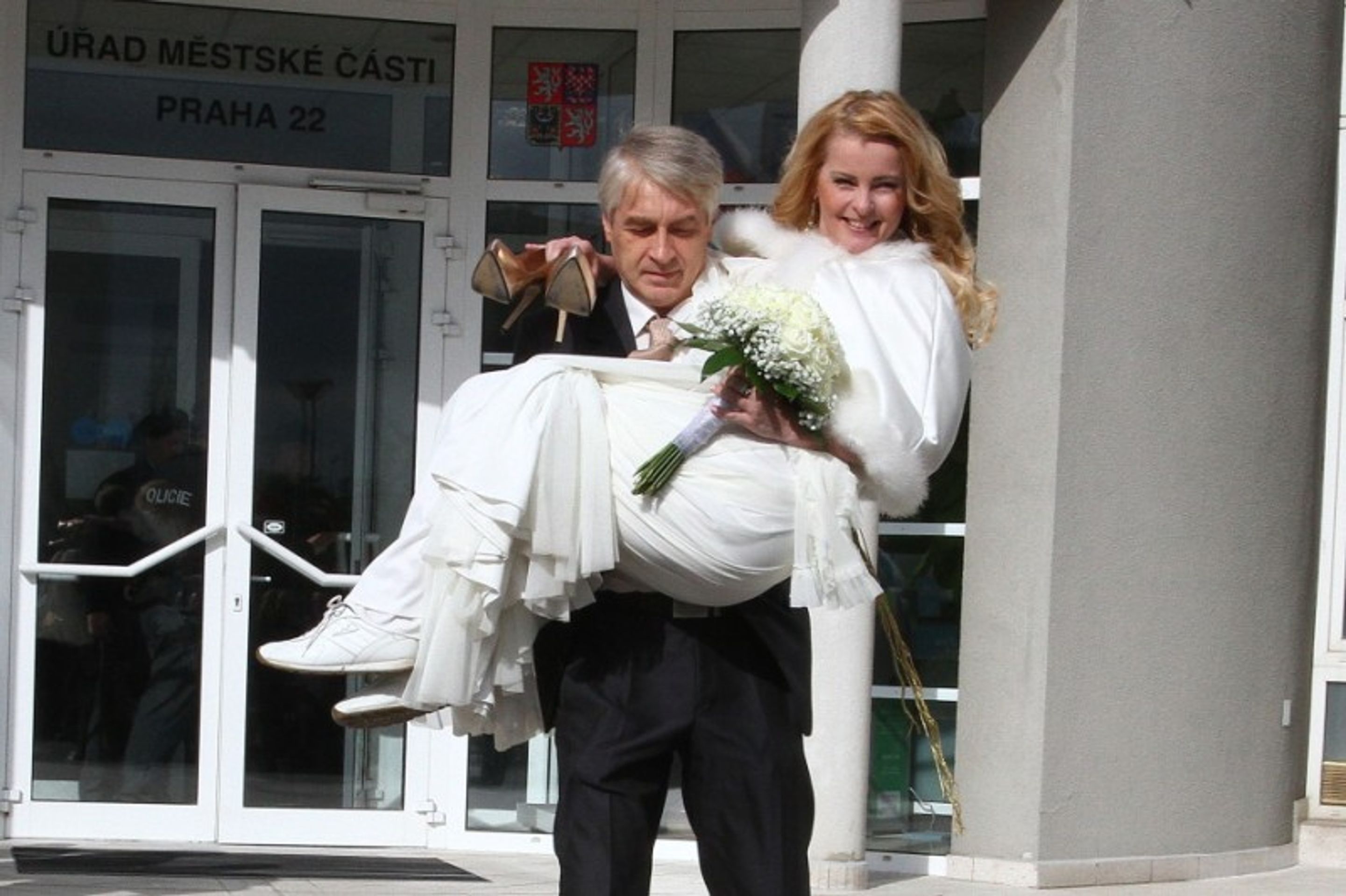 Svatba Ivety Bartošové a Josefa Rychtáře v září 2013 - GALERIE: Jak šel čas s Ivetou Bartošovou (22/23)