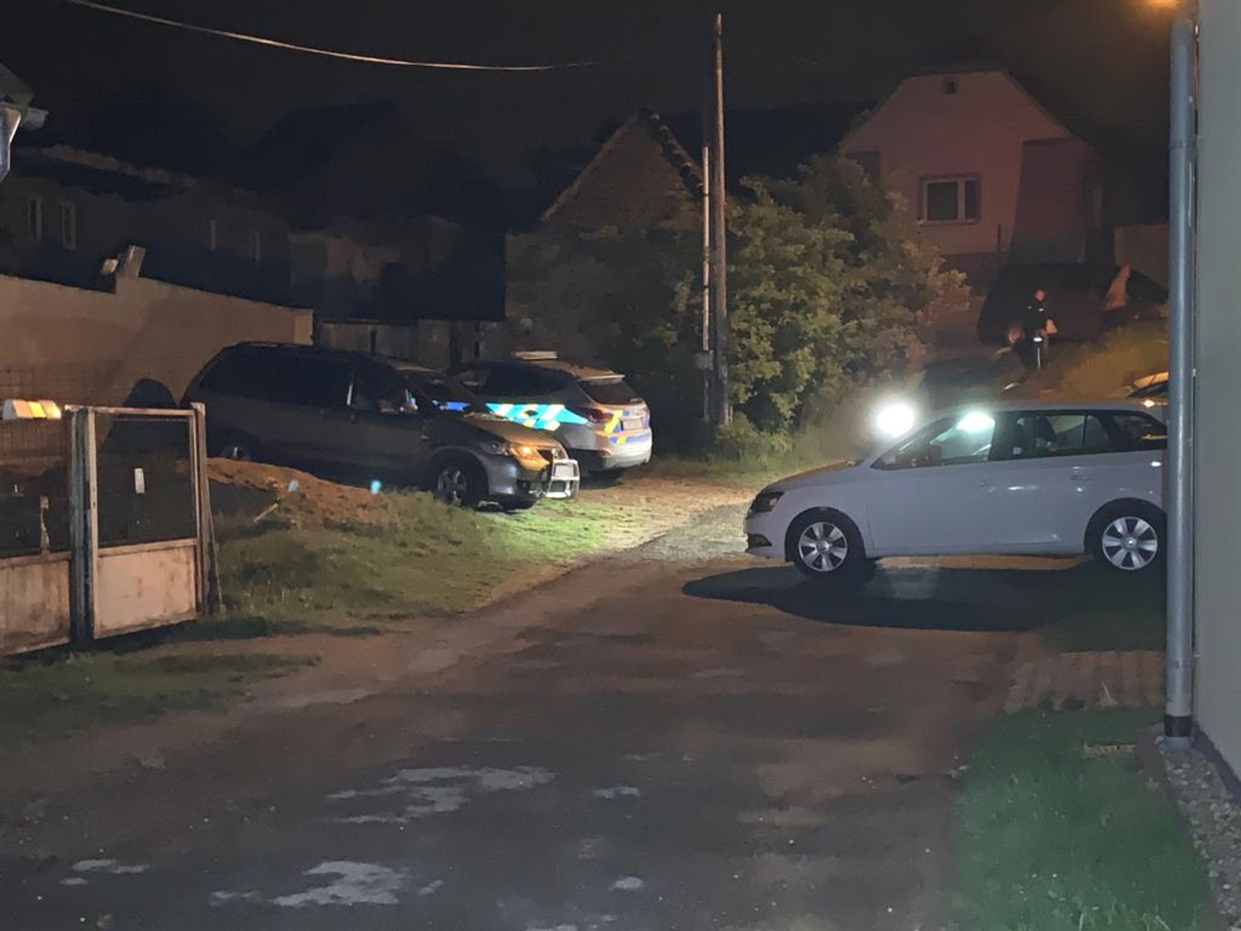 Napadení v Ješíně - 3 - GALERIE: Policie vyšetřuje napadení v Ješíně (1/5)
