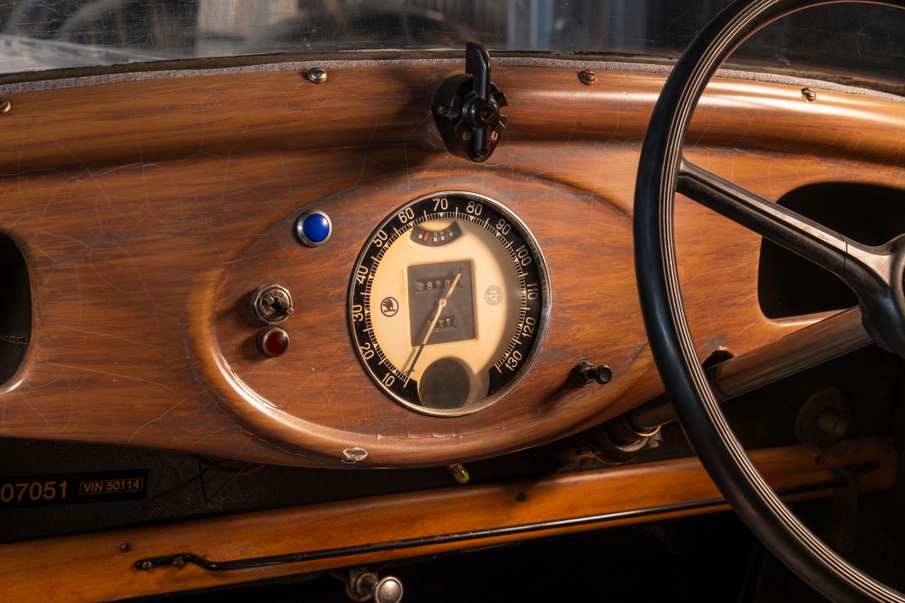 Unikátní historické vozy v nové expozici Škoda Muzea - Škoda Muzeum ukáže unikátní historické vozy před renovací (24/48)