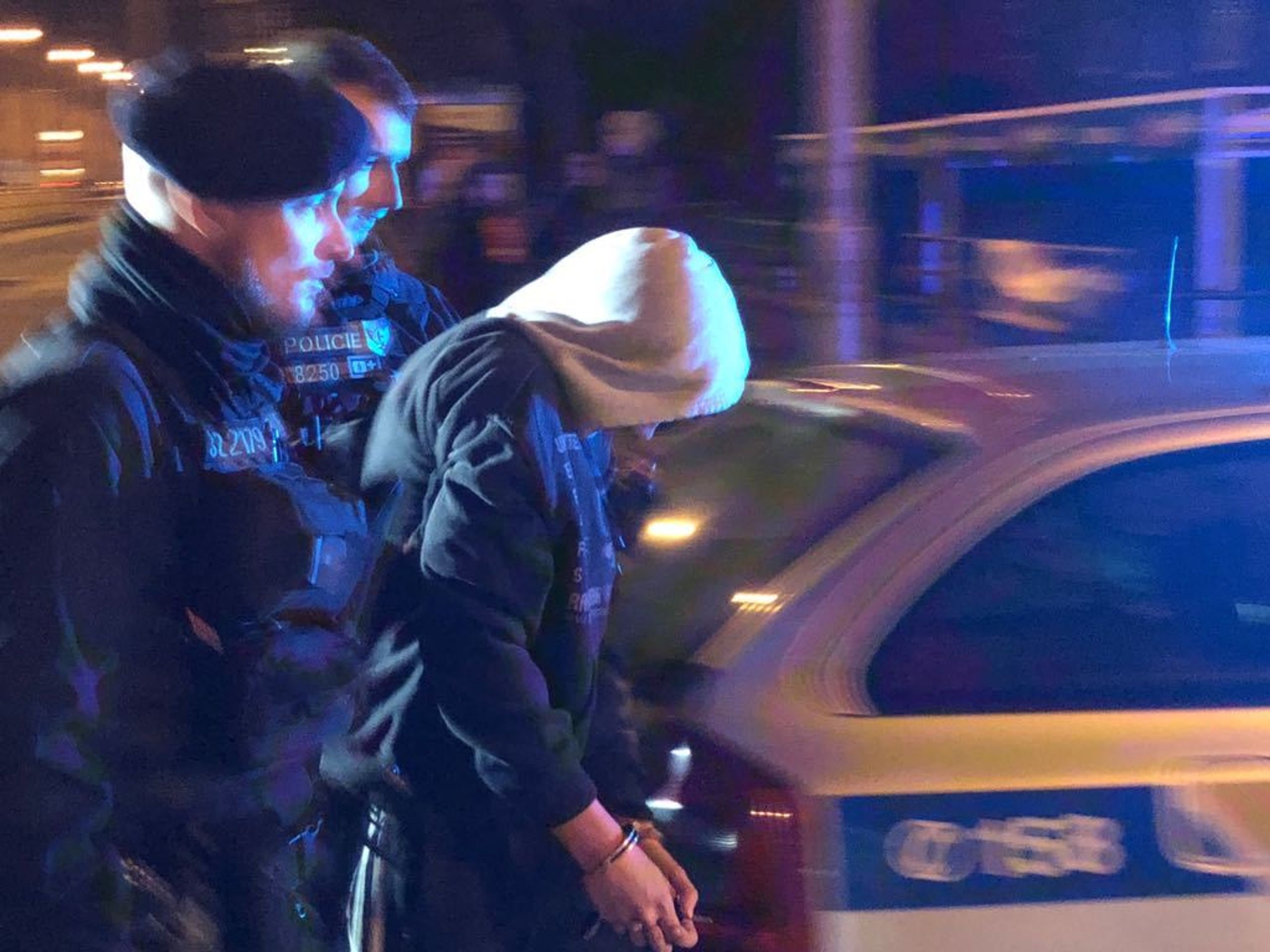 Policejní honička v Praze - 4 - GALERIE: Policejní honička v Praze (4/4)