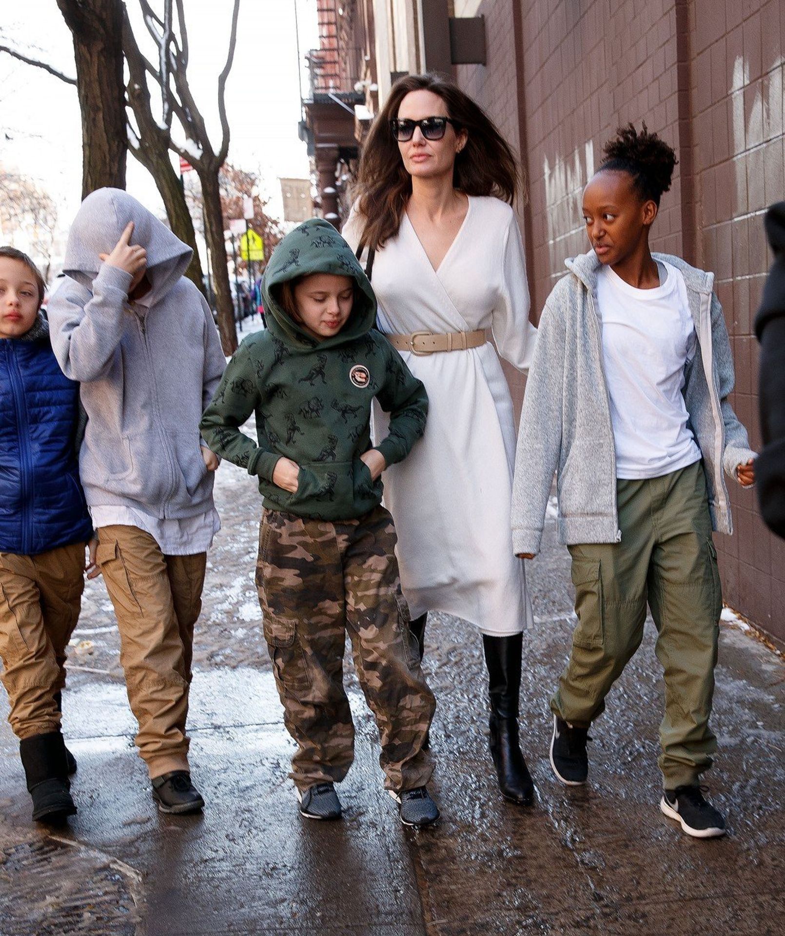 Angelina Jolie - 3 - GALERIE: Brad Pitt a Angelina Jolie (5/12)