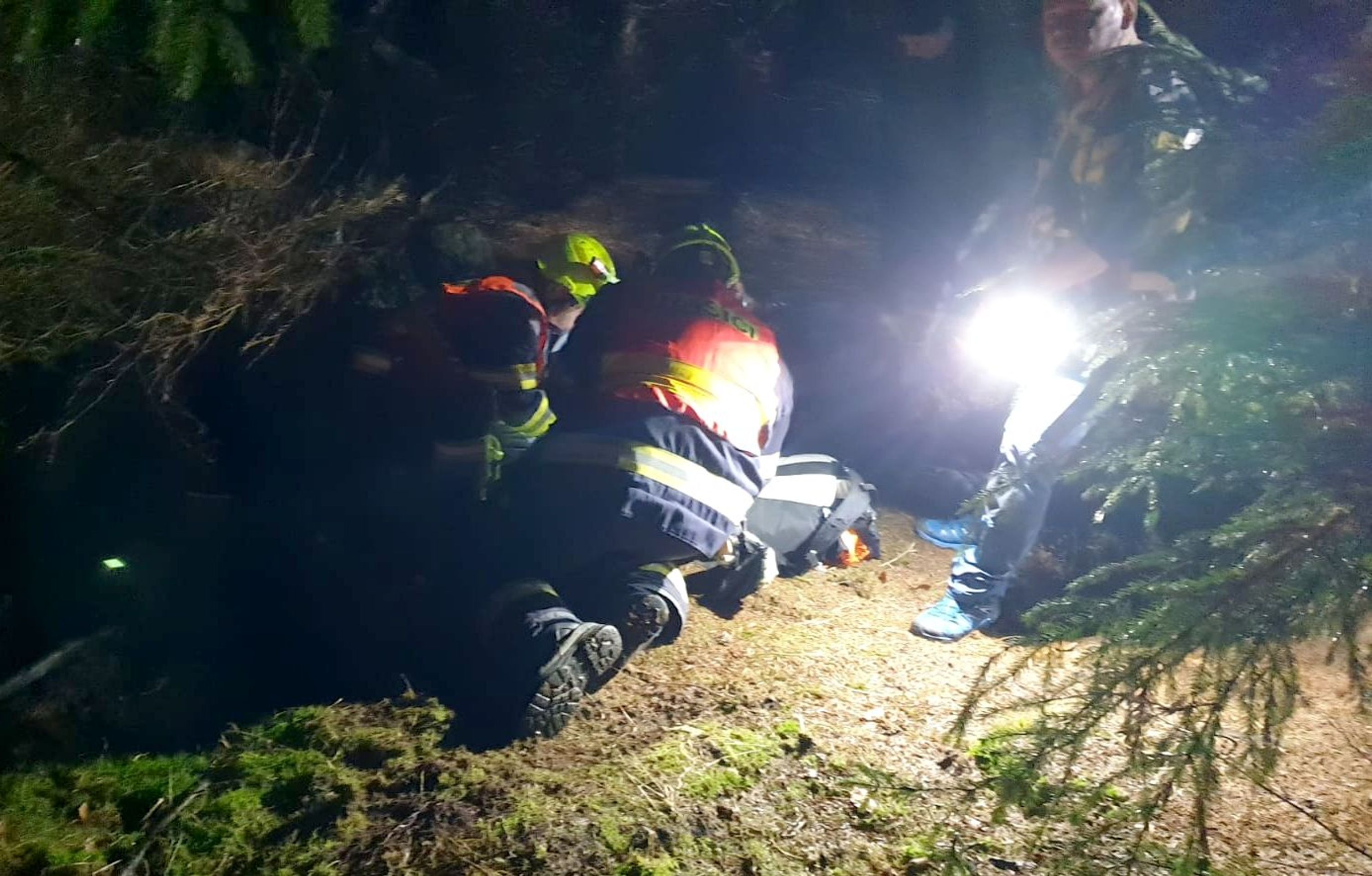 Nehoda čtyřkolky na Karlovarsku - Nehody na Karlovarsku (4/15)