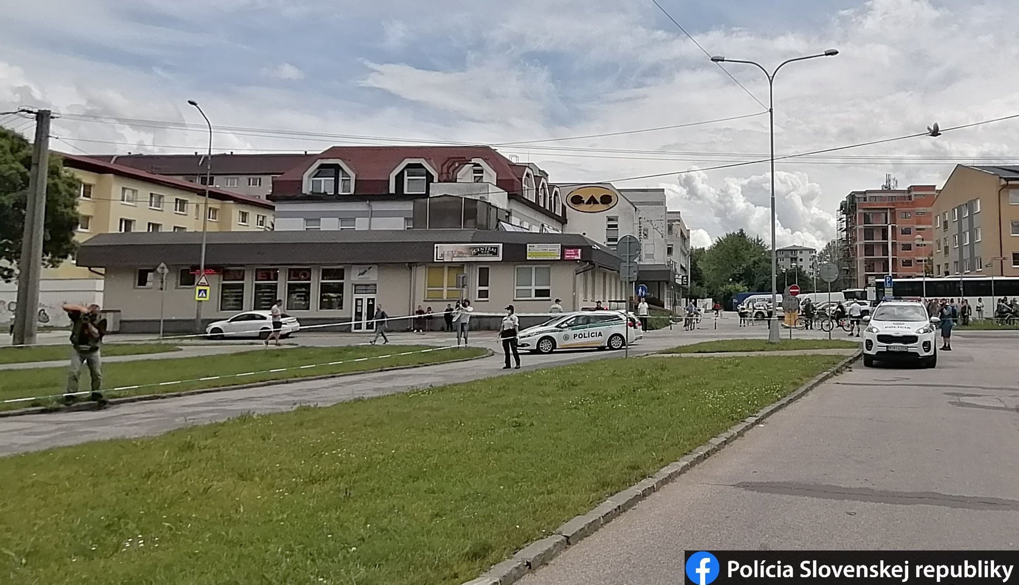 Útok nožem ve škole na Slovensku - 2 - GALERIE: Útok nožem ve škole na Slovensku (2/4)
