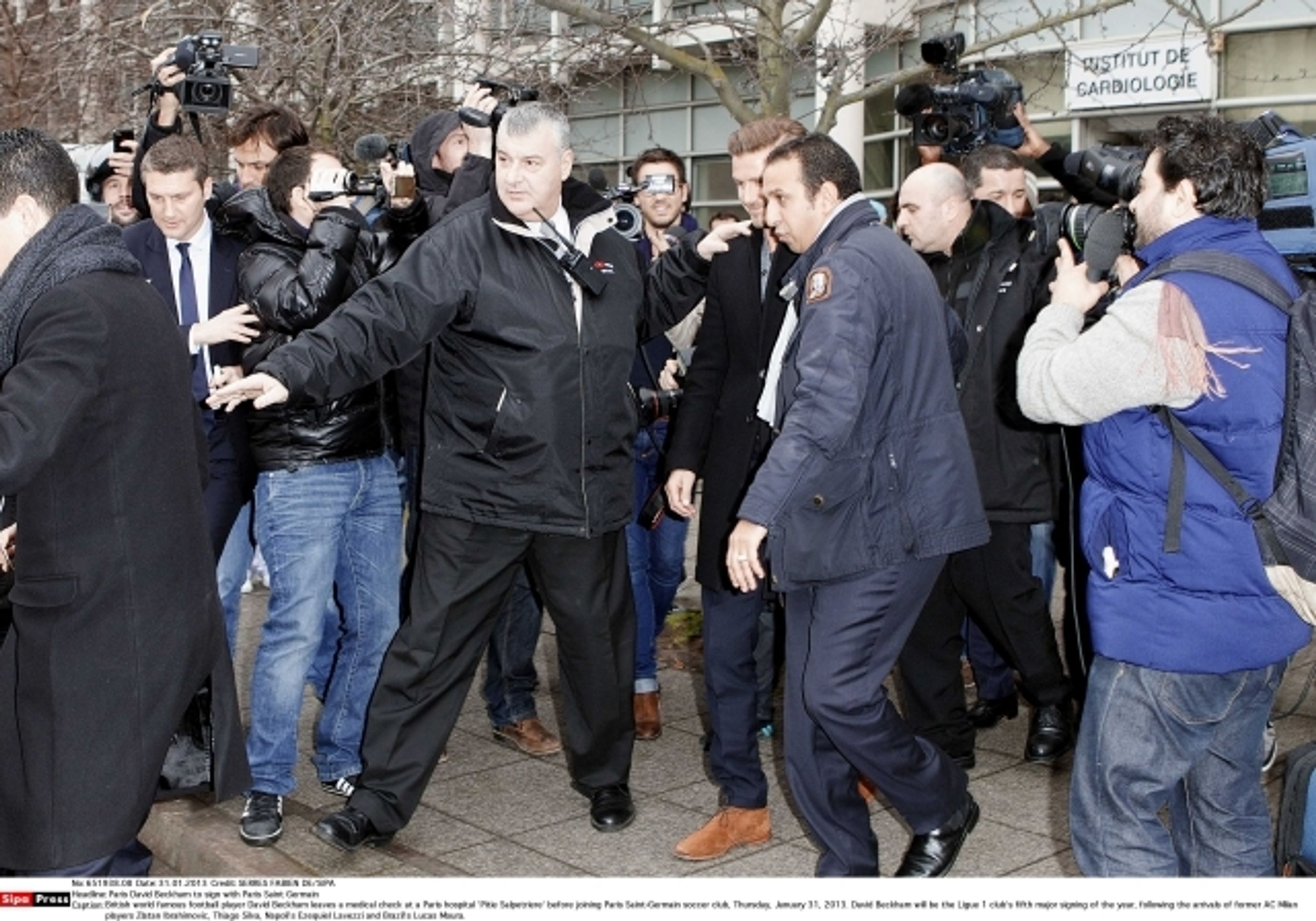 Beckham v Paříži - 5 - GALERIE: Beckham přestupuje do Paris St. Germain (8/8)
