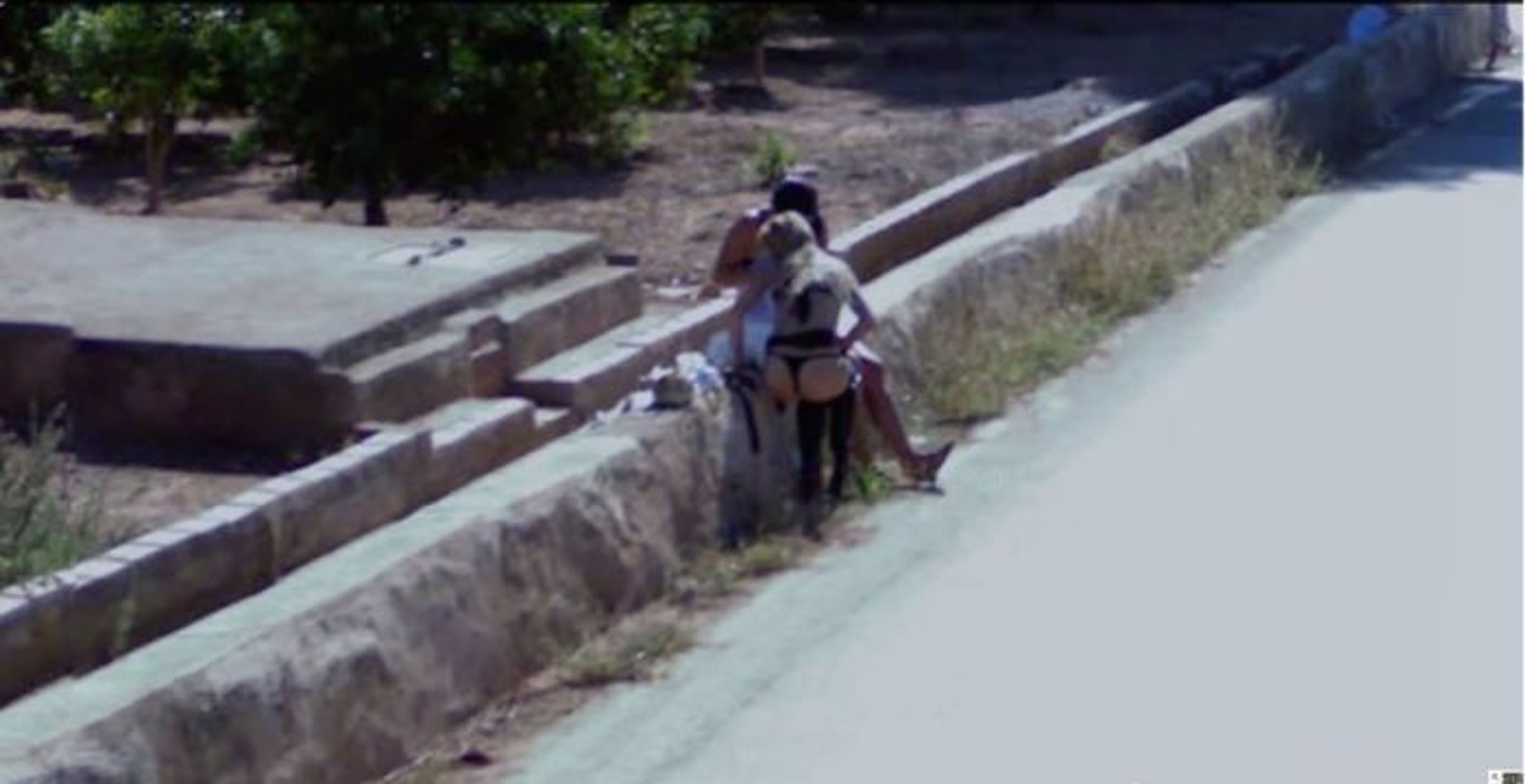Podivína na Google Street View - 16 - GALERIE: Podivíni na Google Street View (7/22)