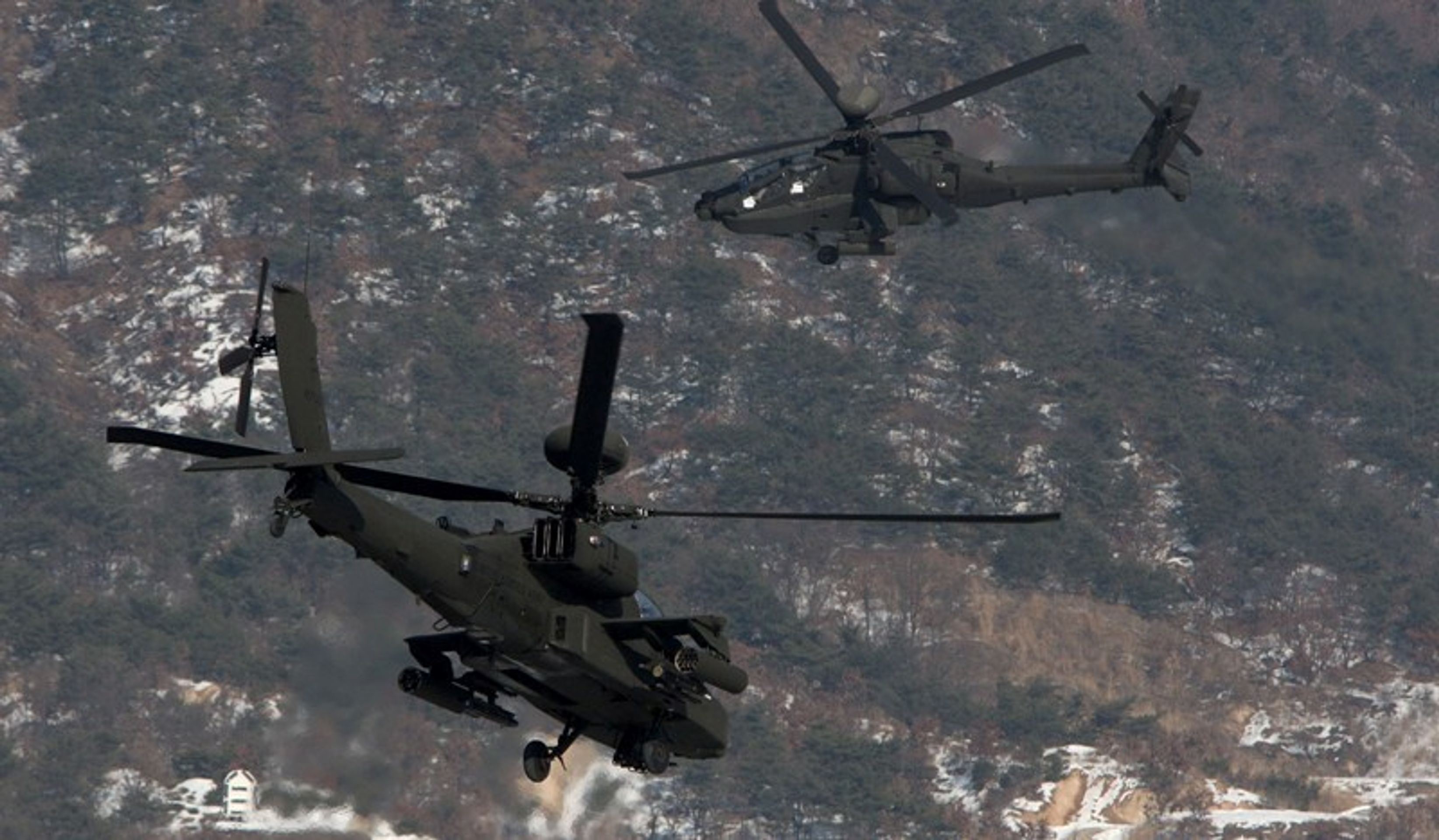 Vrtulník AH-64 Apache - 2 - GALERIE: AH-64 Apache (2/5)