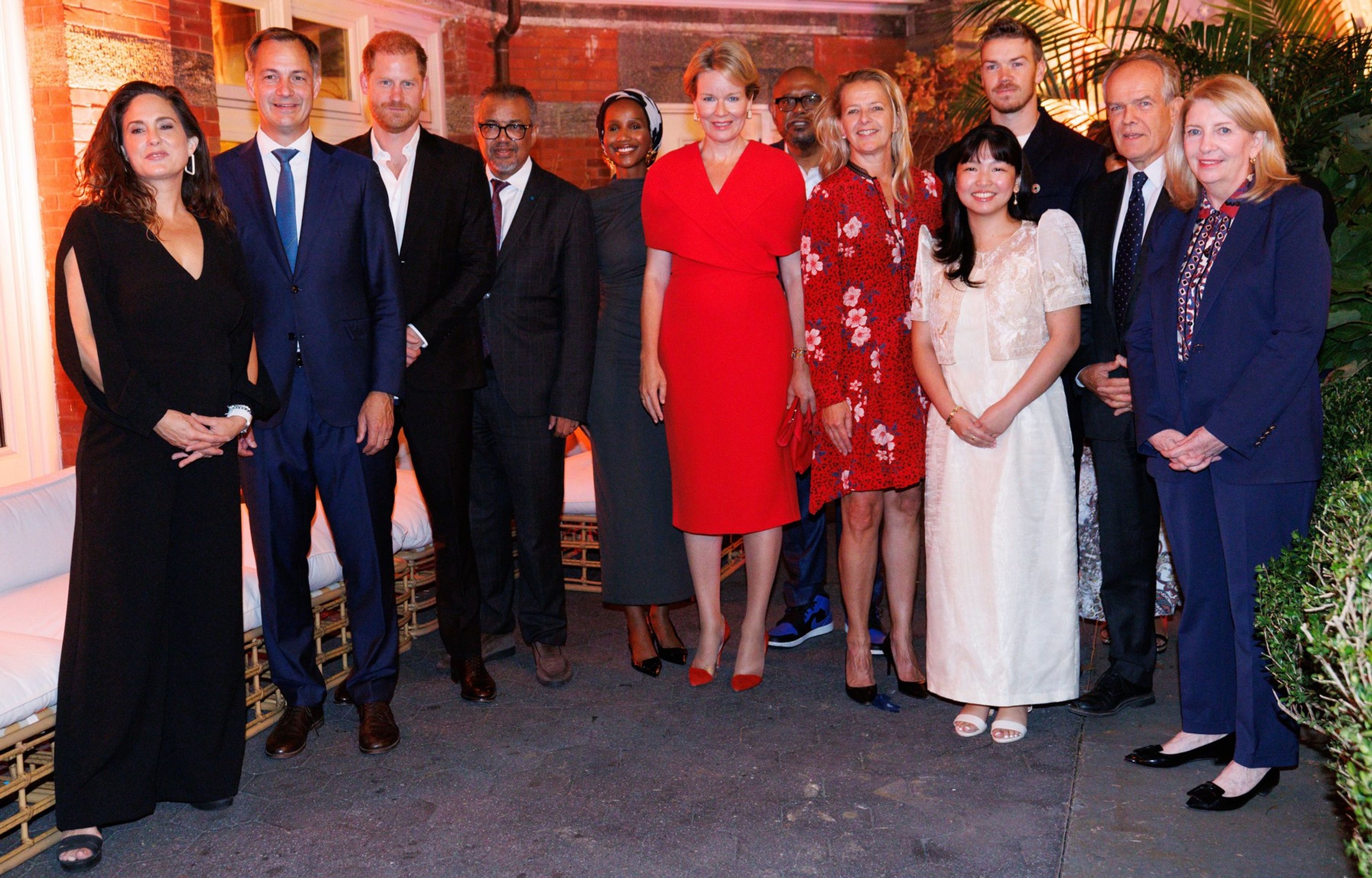 Princ Harry na cestě bez Meghan, 23. 9. 2024 (2) - Princ Harry na cestě bez Meghan (2/5)
