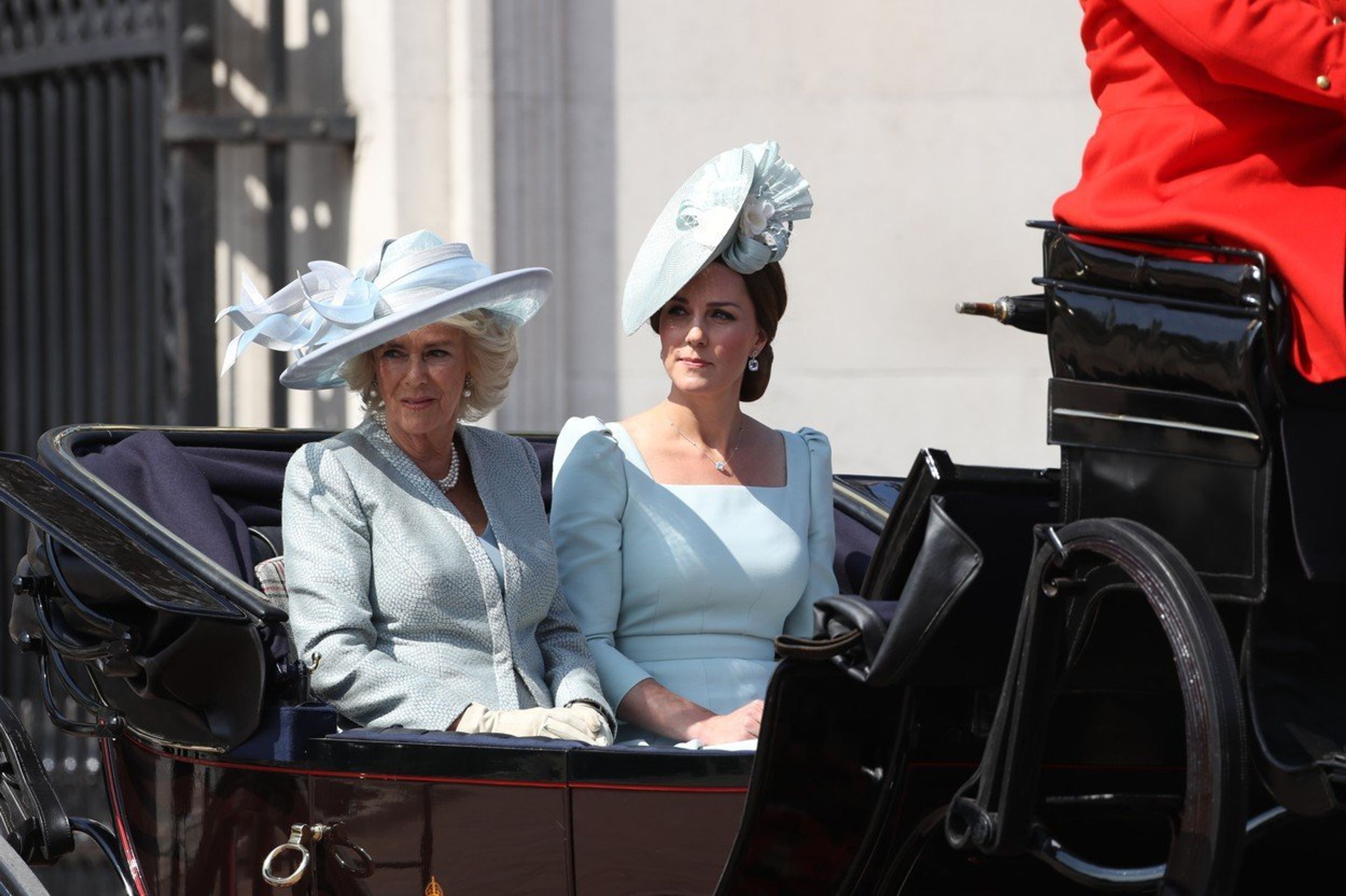 Oslava narozenin královny - Trooping the Colour - 4 - GALERIE: Oslava narozenin královny (6/7)