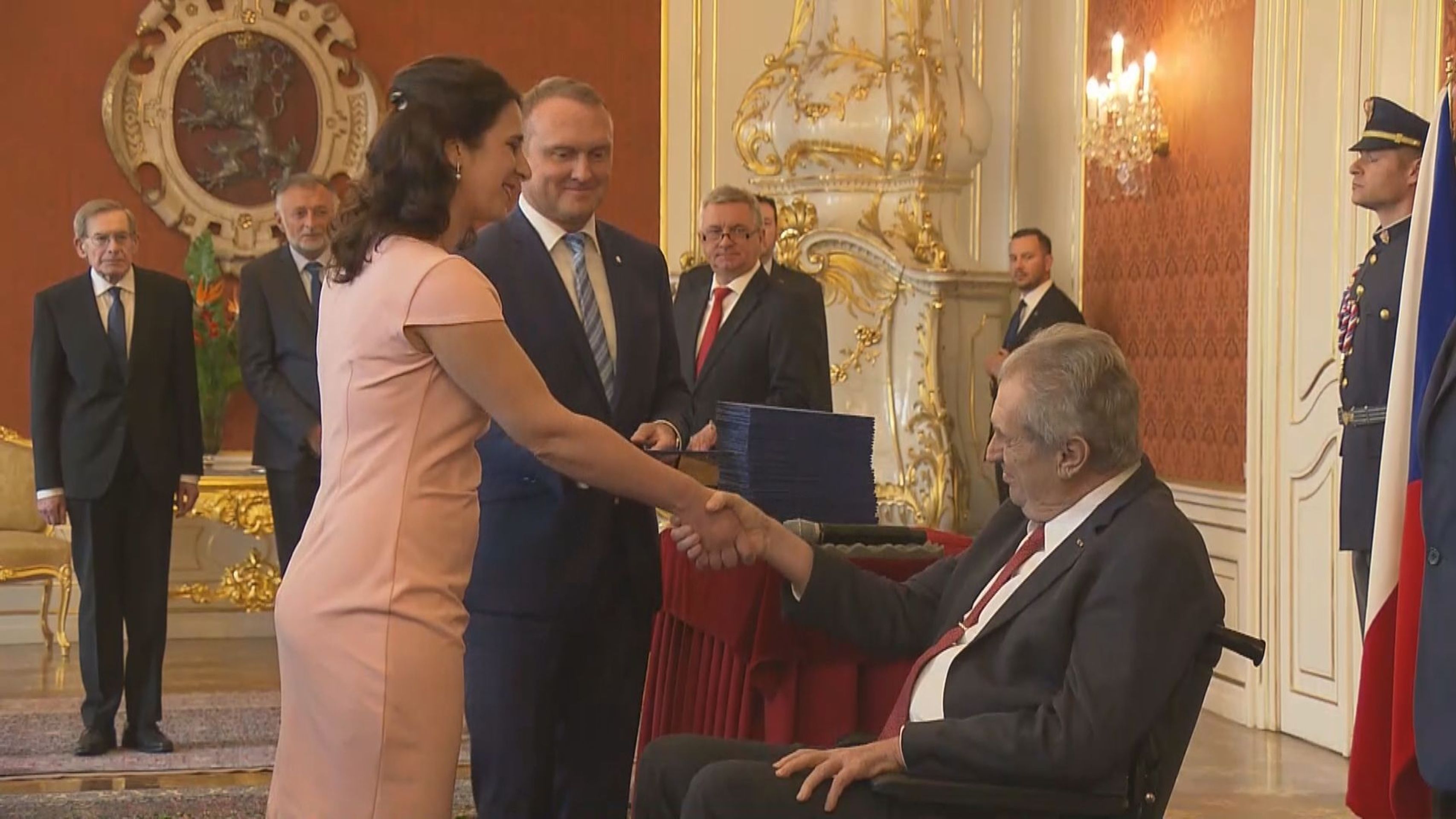 Prezident Miloš Zeman jmenuje 39 nových soudců - Miloš Zeman a Ivana Zemanová (13/35)
