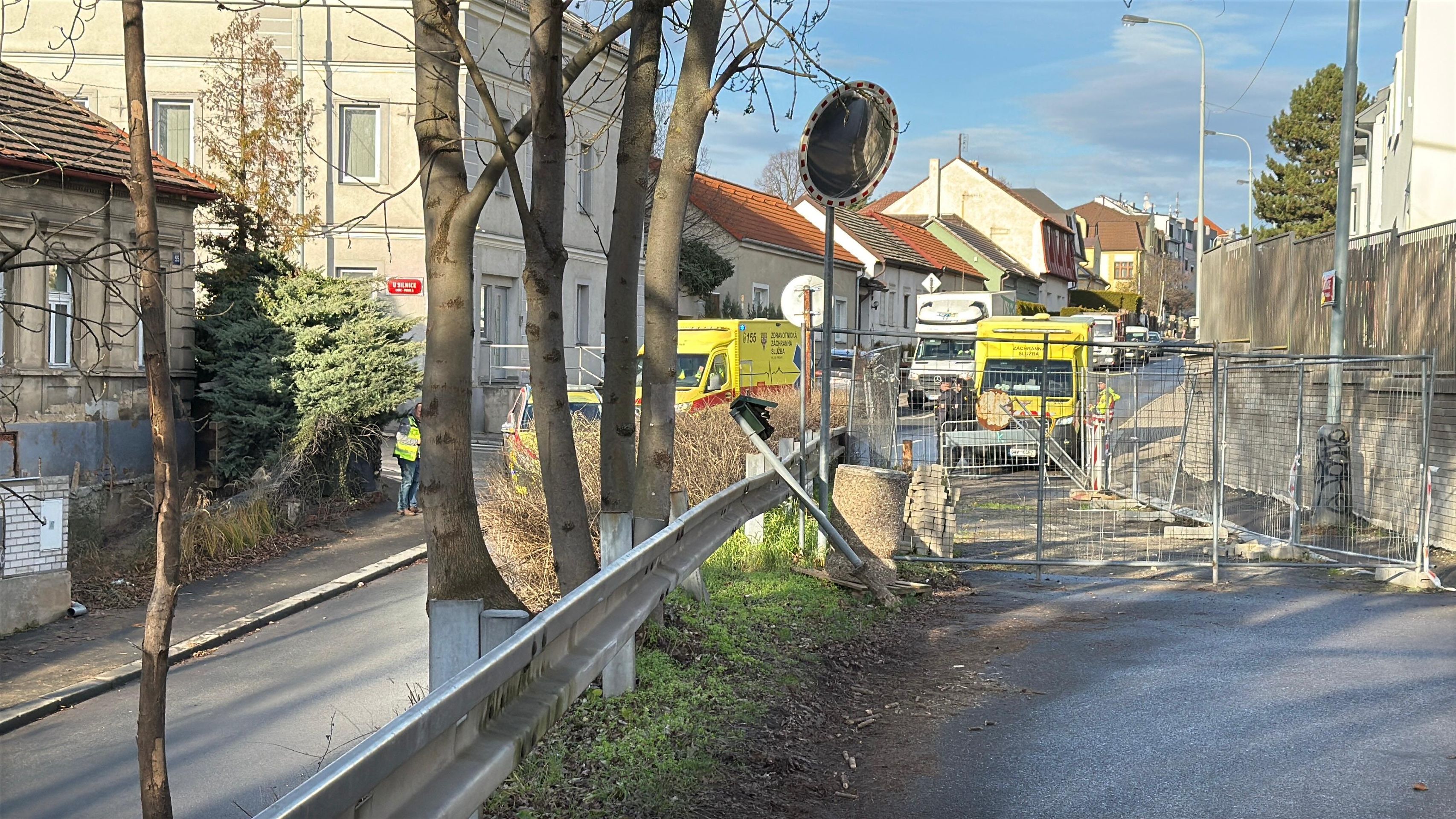 Střet vlaku s osobním autem v pražské Liboci (4) - Střet vlaku s osobním autem (7/9)