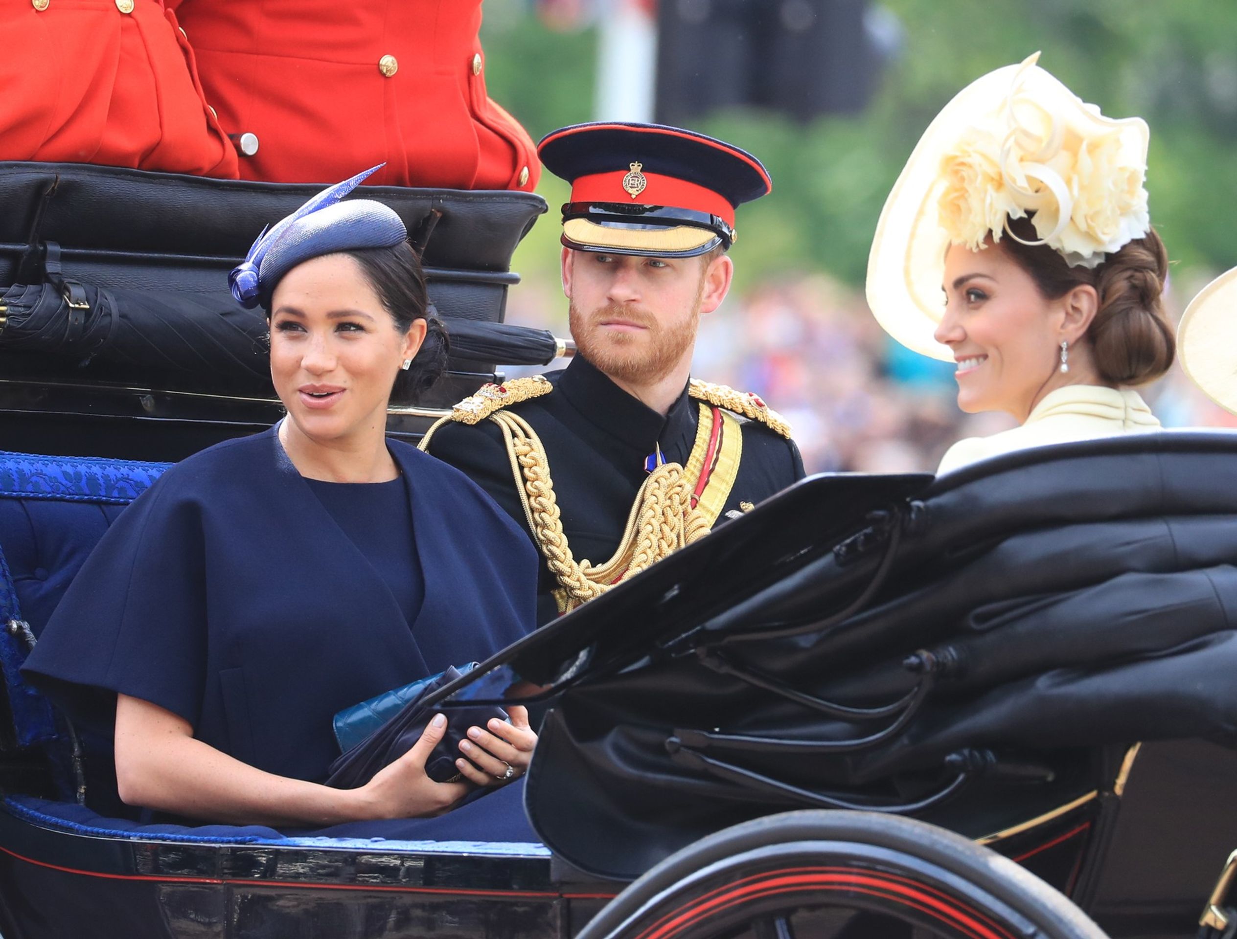 Královská rodina, 8. 6. 2019 Trooping the Colour - Kate Middleton a Meghan Markle (3/10)