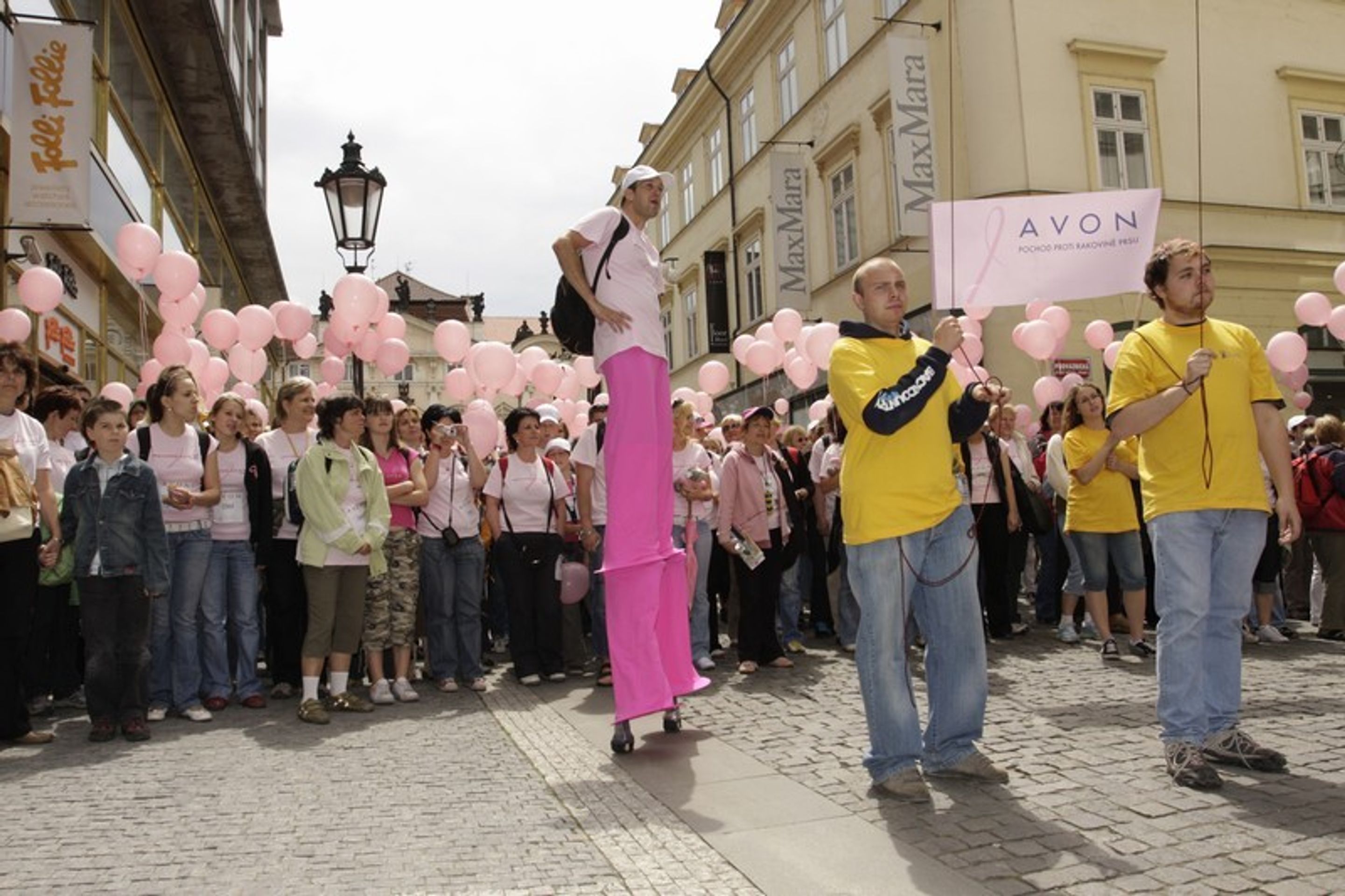 Avon - Avon pochod proti rakovině prsu (10/11)
