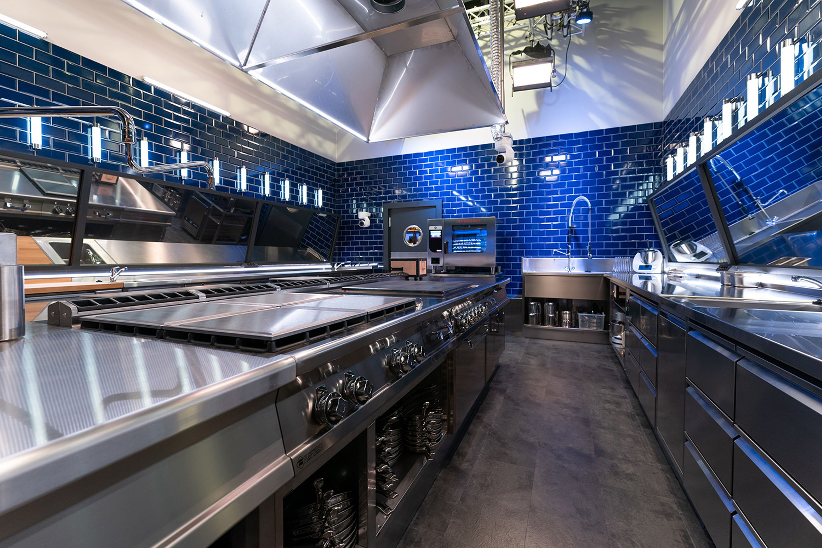 Kulinářská soutěž Hell's Kitchen Česko (1) - Podzimní novinky TV Nova (36/40)