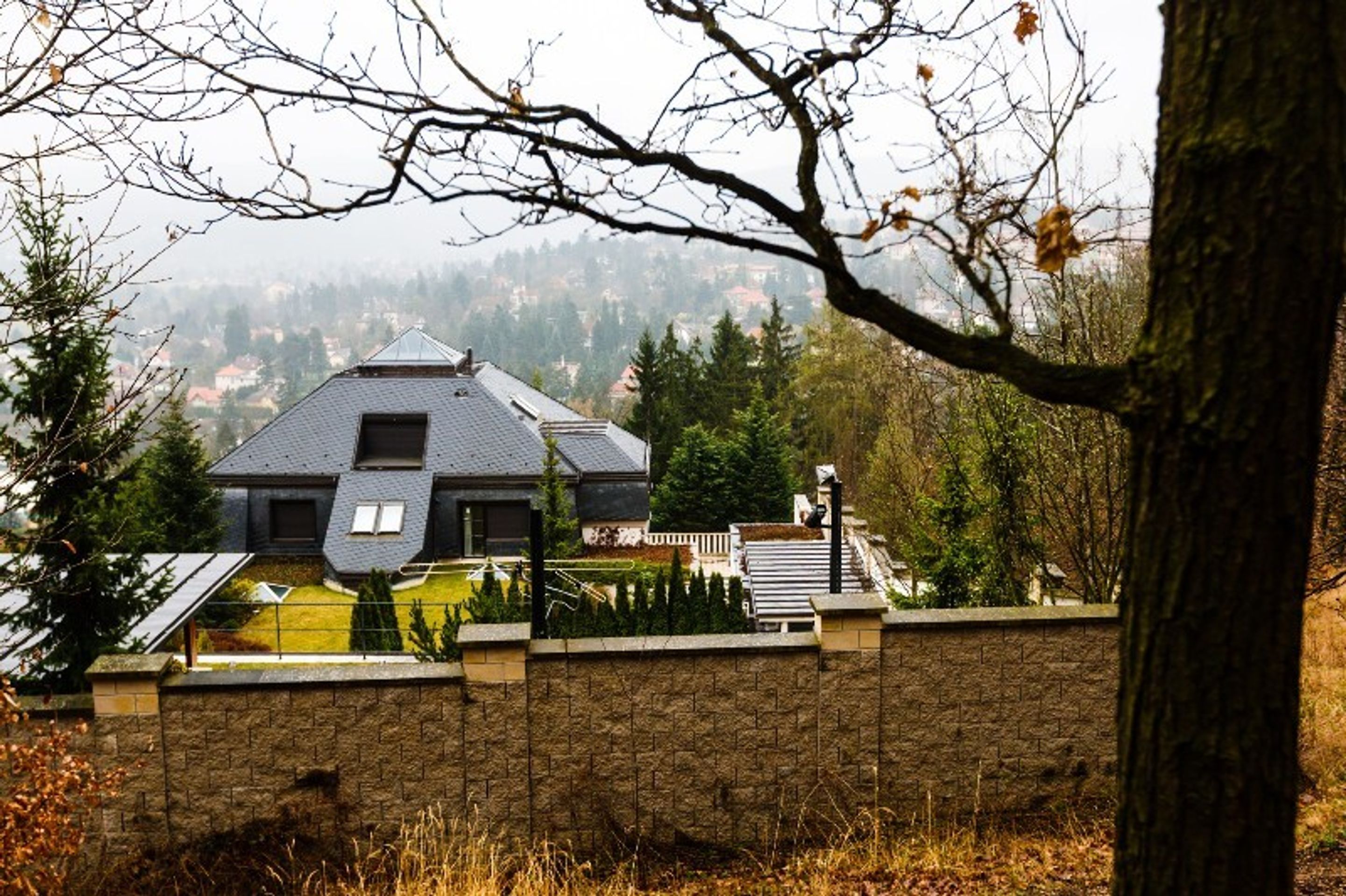 Krejčířova vila v Černošicích - 4 - GALERIE: Vila Radovana Krejčíře (3/4)