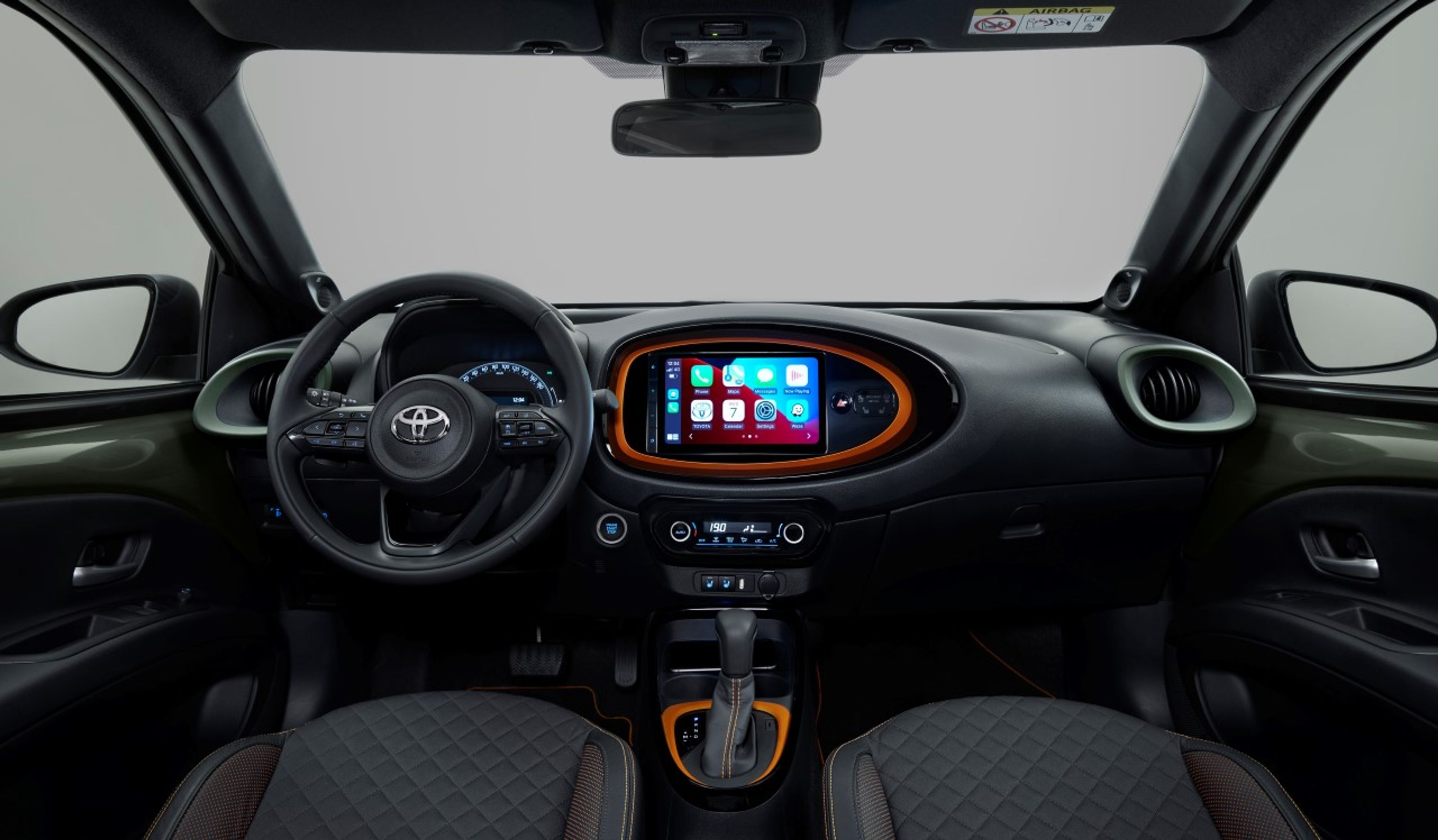 Toyota Aygo X - Maličký crossover Toyota Aygo X (10/22)