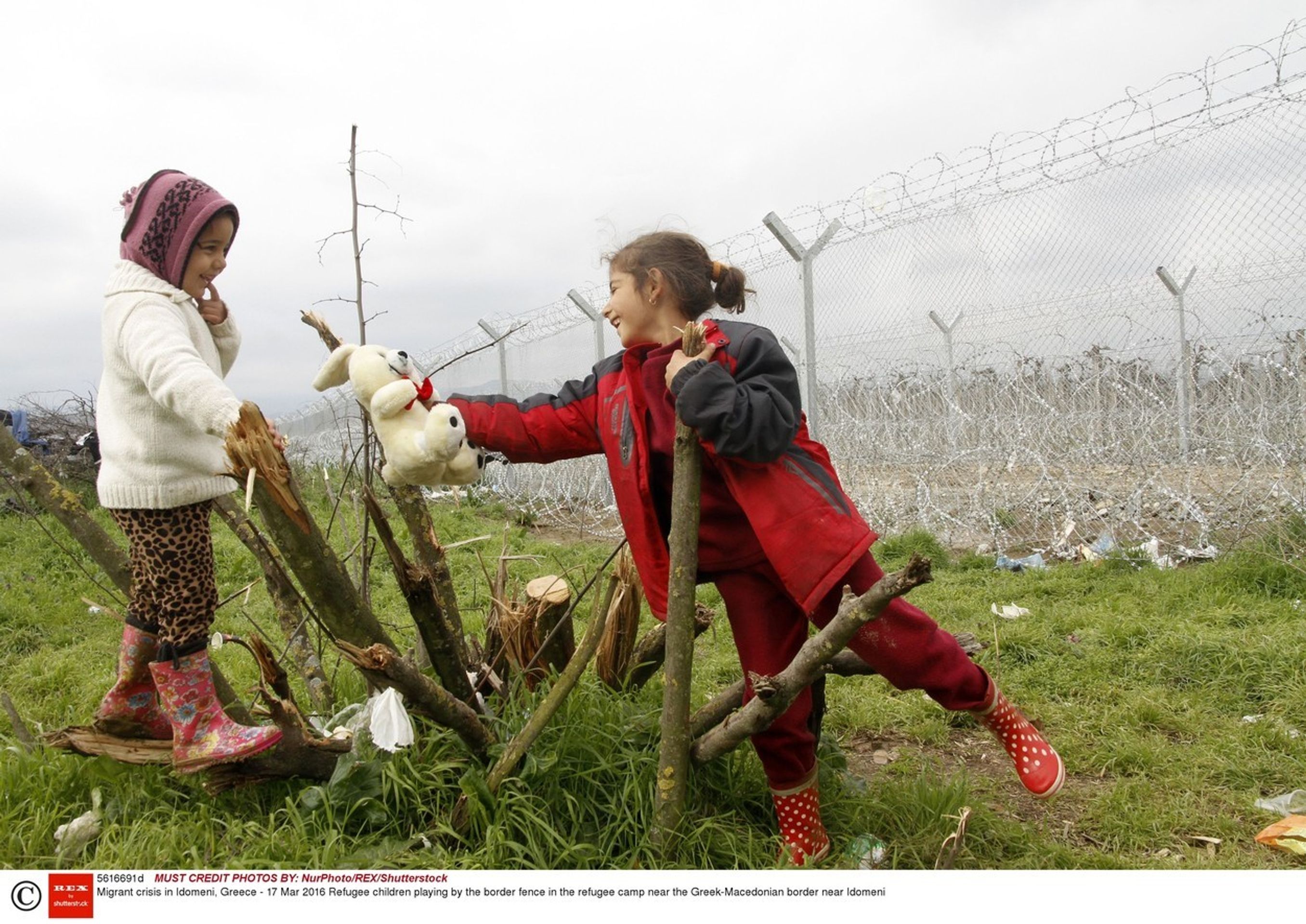 Uprchlický tábor v Idomeni - 24 - GALERIE: Kritická situace v uprchlickém táboře Idomeni (5/28)