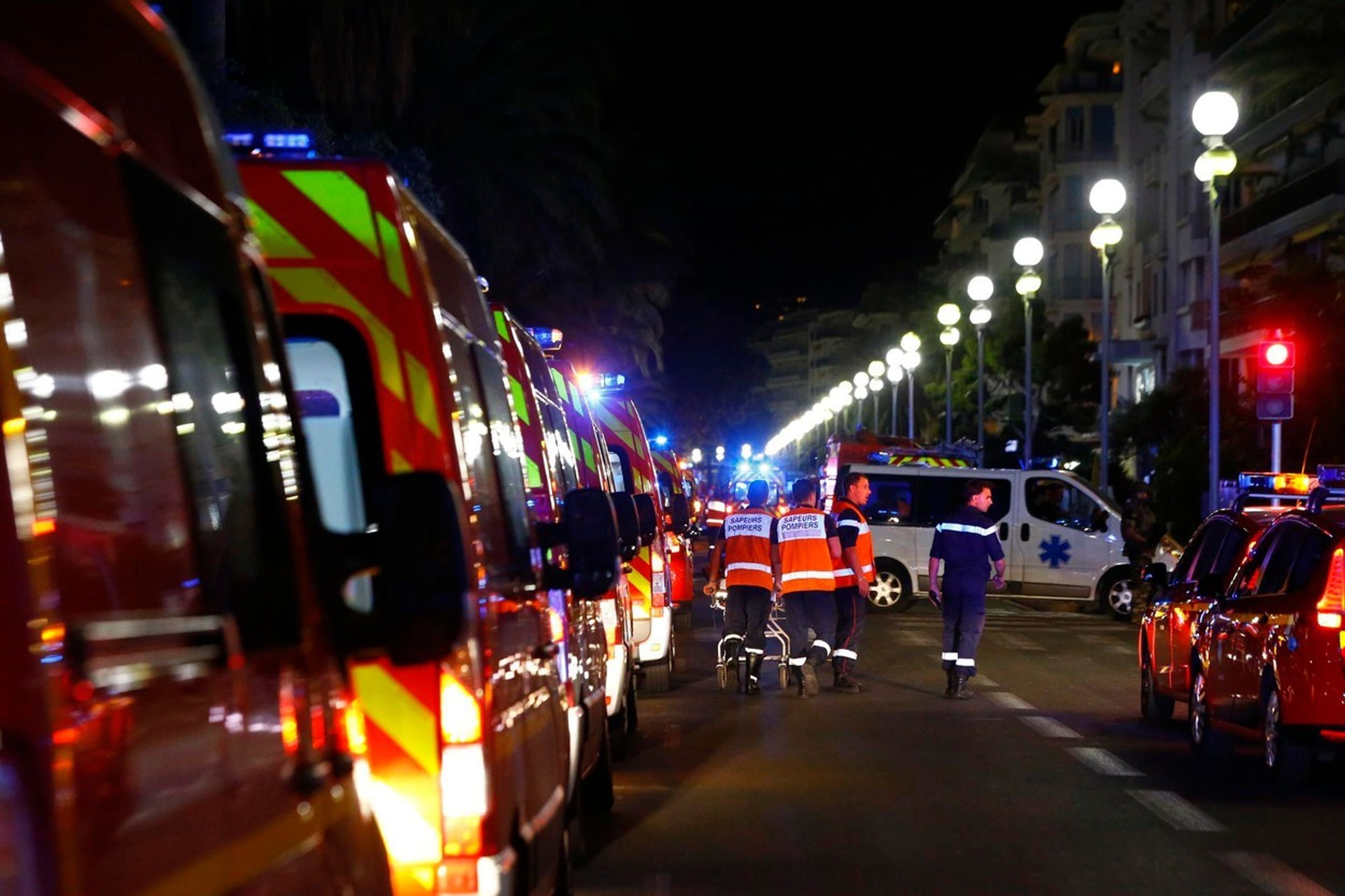 Teroristický útok ve francouzském Nice - 2 - GALERIE: Teroristický útok v Nice (14/17)