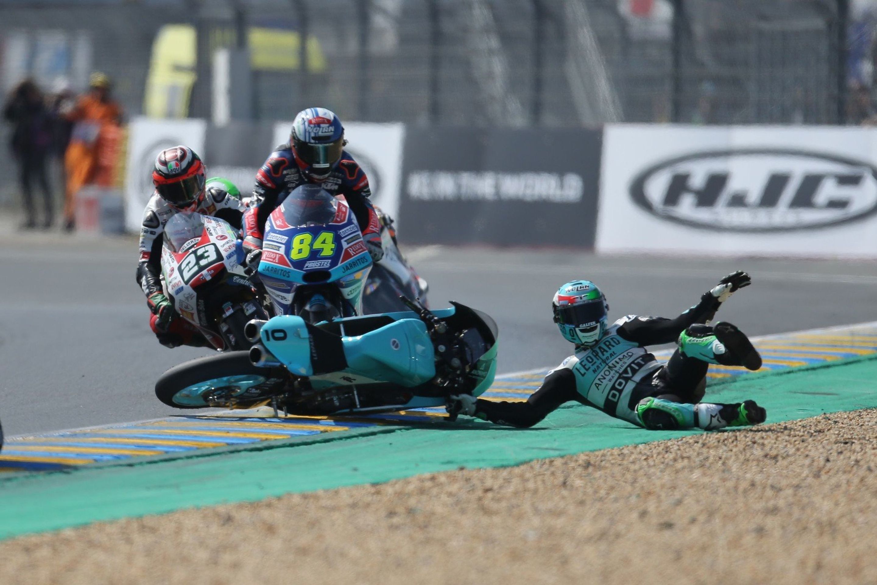 Jakub Kornfeil - GALERIE: Úchvatný let Jakuba Kornfeila v Le Mans (1/5)