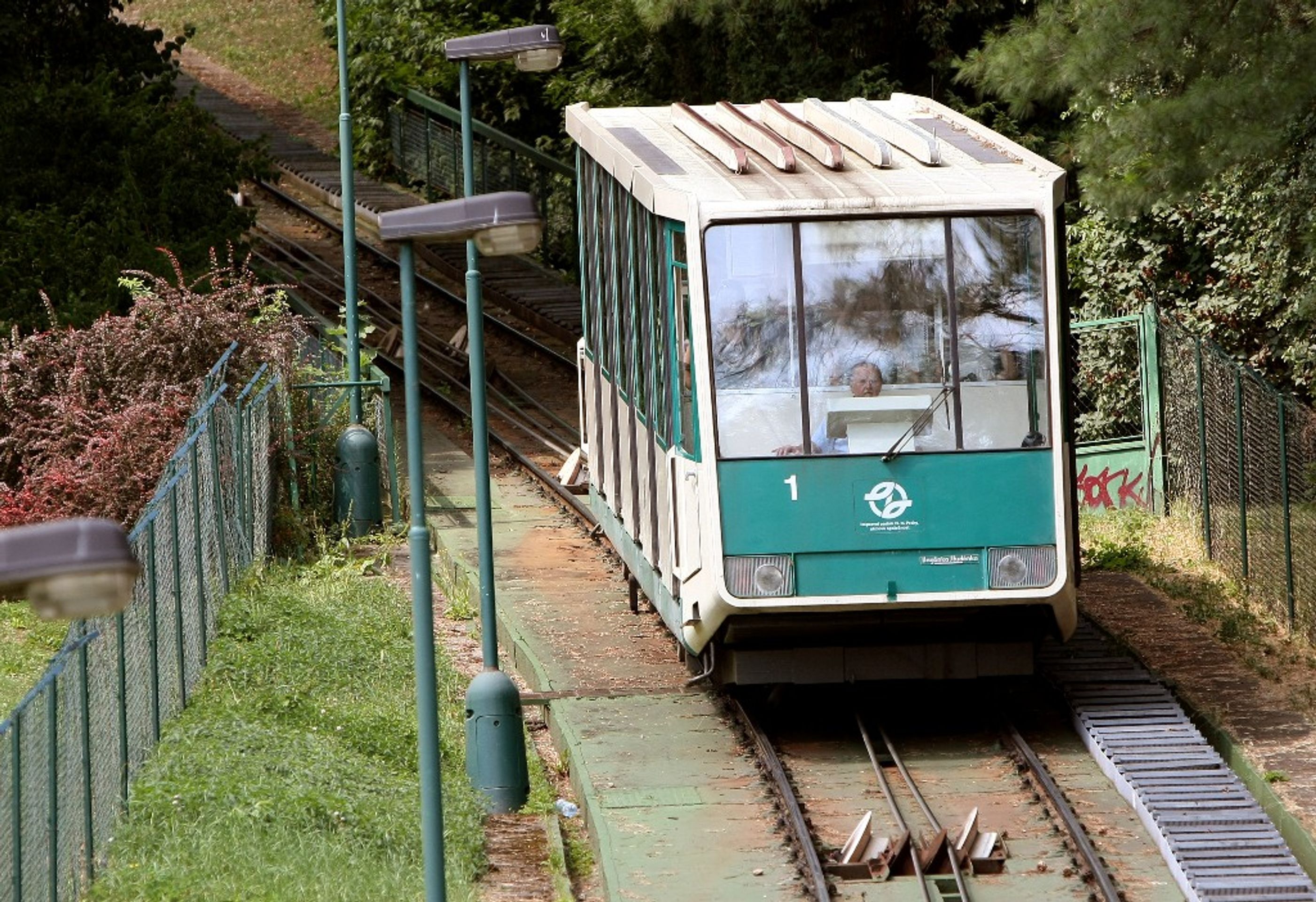 Lanová dráha na Petřín - GALERIE: Turistické cíle (2/10)