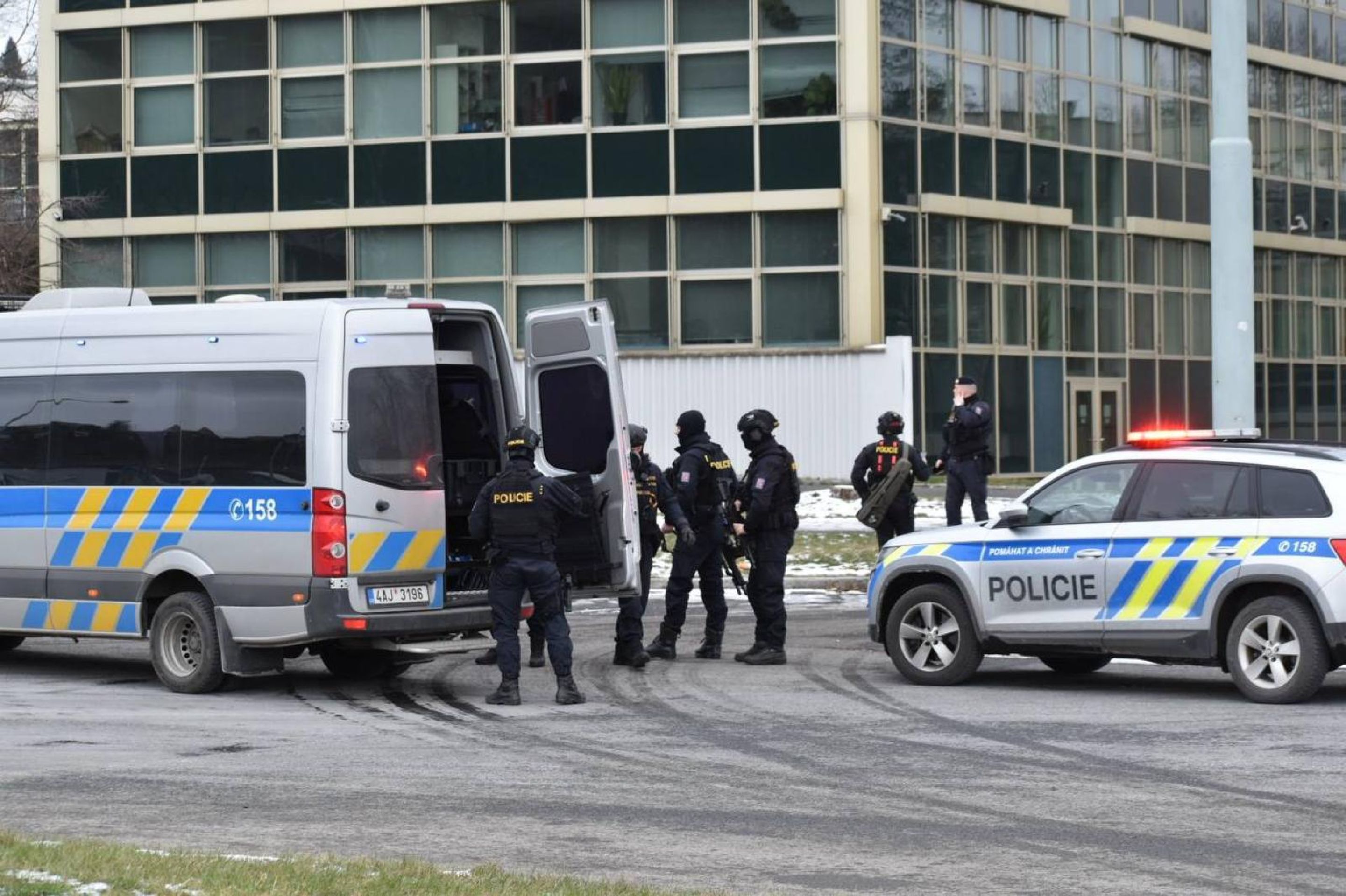 Policejní zásah v budově Univerzity Karlovy (1) - Policejní zásah v budově Univerzity Karlovy (11/29)