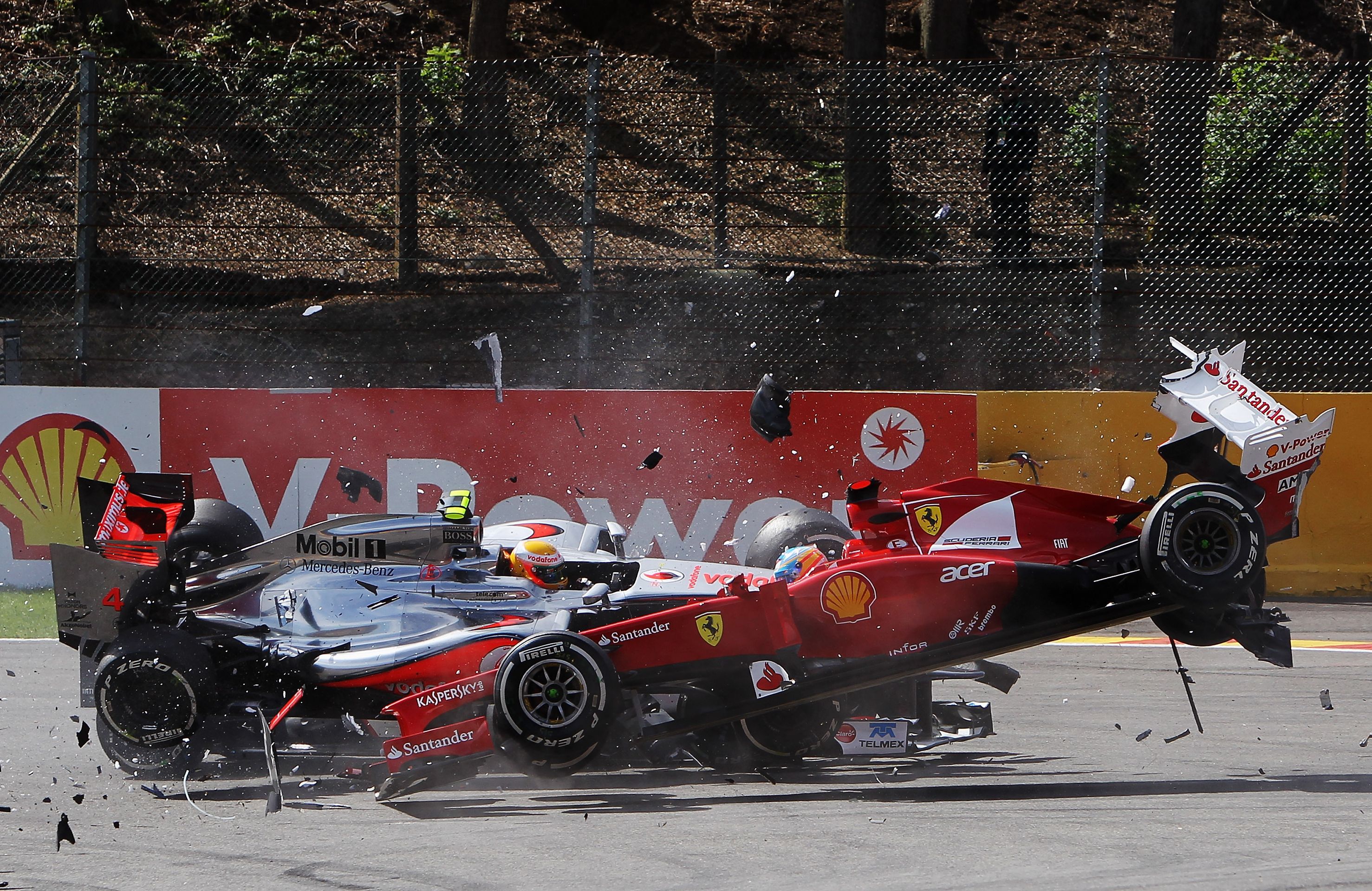 Hromadná nehoda ve Spa - 9 - GALERIE: Hromadná nehoda v F1 ve Spa (10/18)