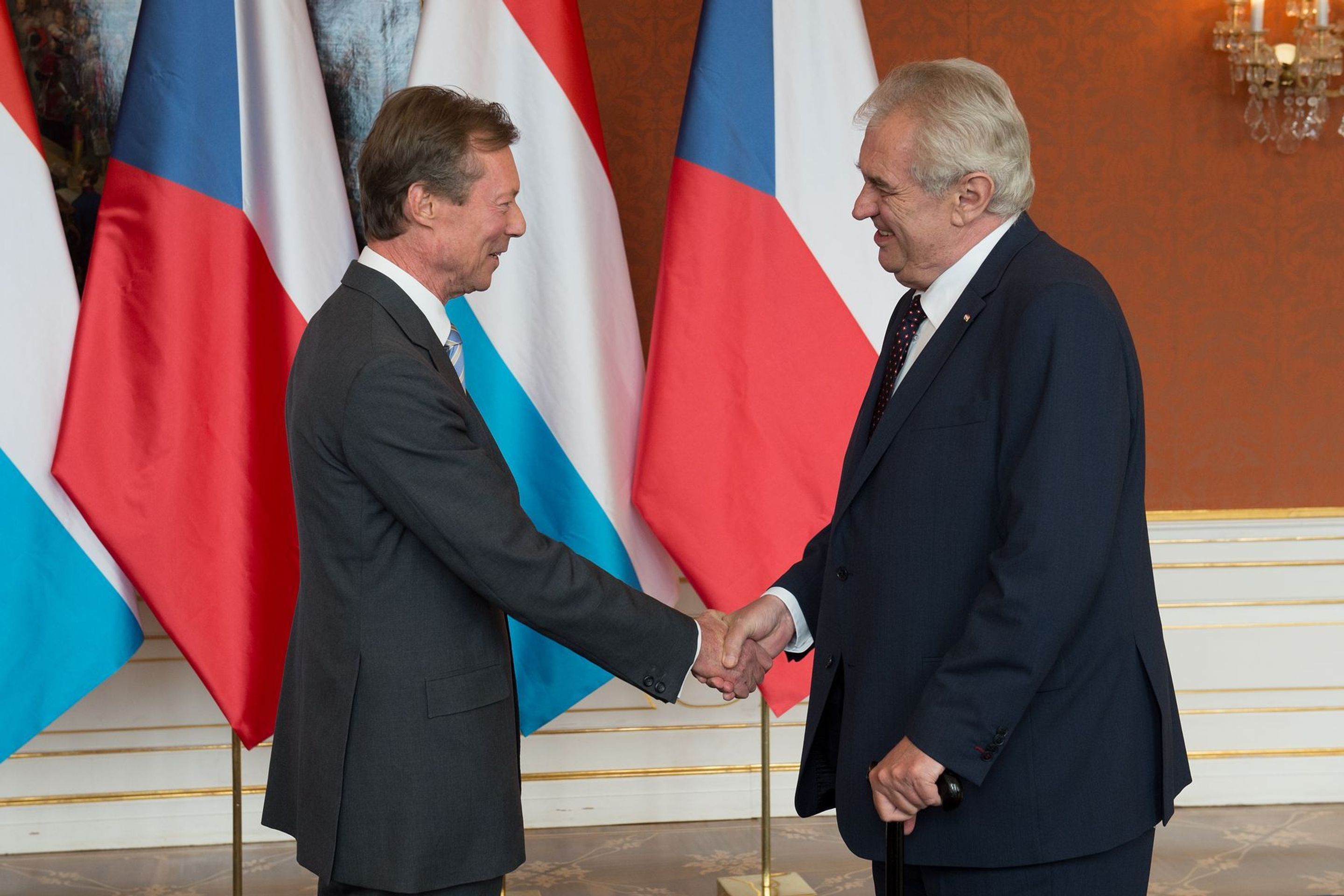 Miloš Zeman na Hradě přivítal lucemburského velkovévodu - 7 - GALERIE: Miloš Zeman na Hradě přivítal lucemburského velkovévodu (4/5)