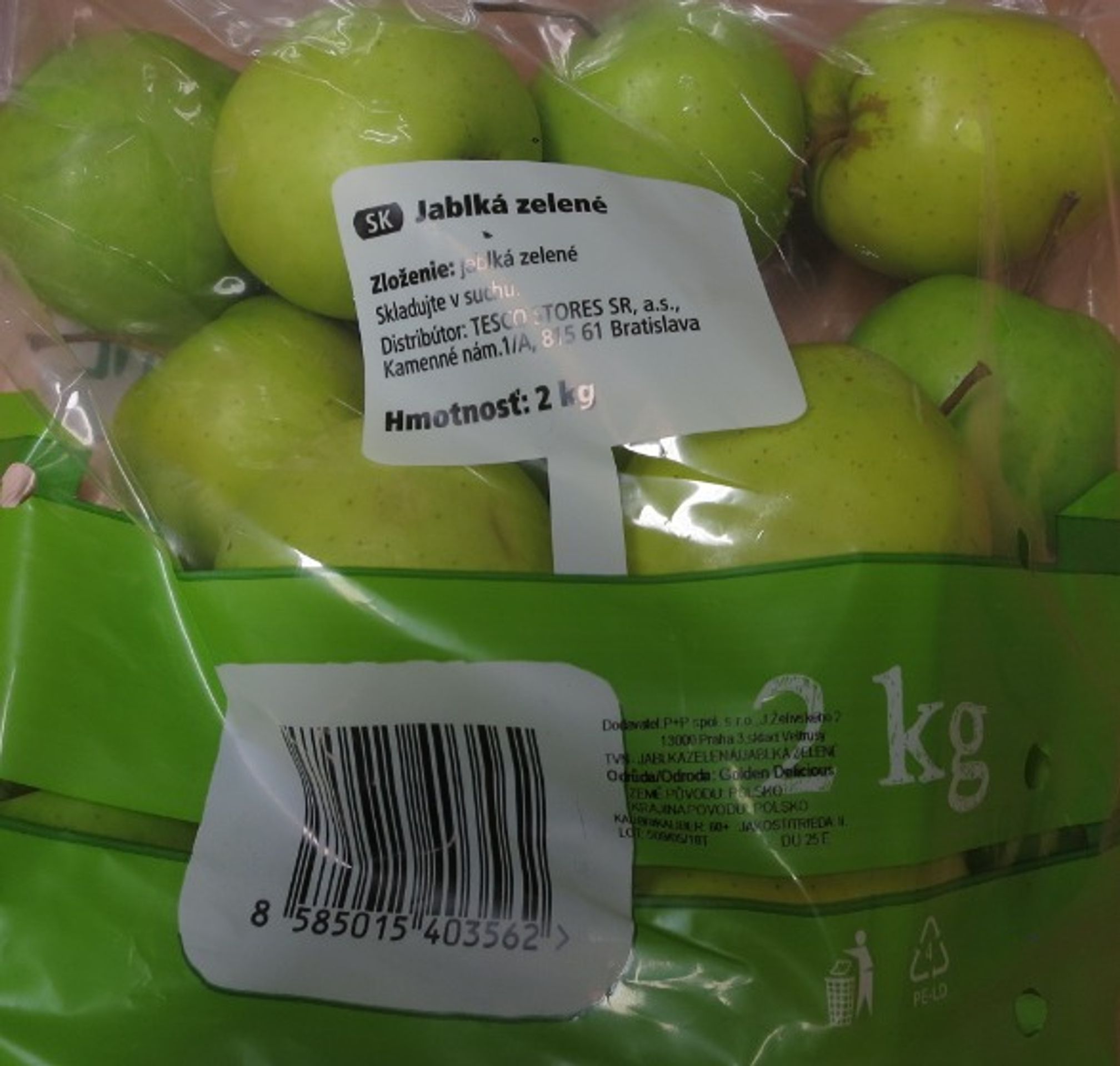 Tesco prodávalo jablka s vysokým obsahem pesticidů - 2 - GALERIE: jablka s vysokým obsahem pesticidů (2/3)