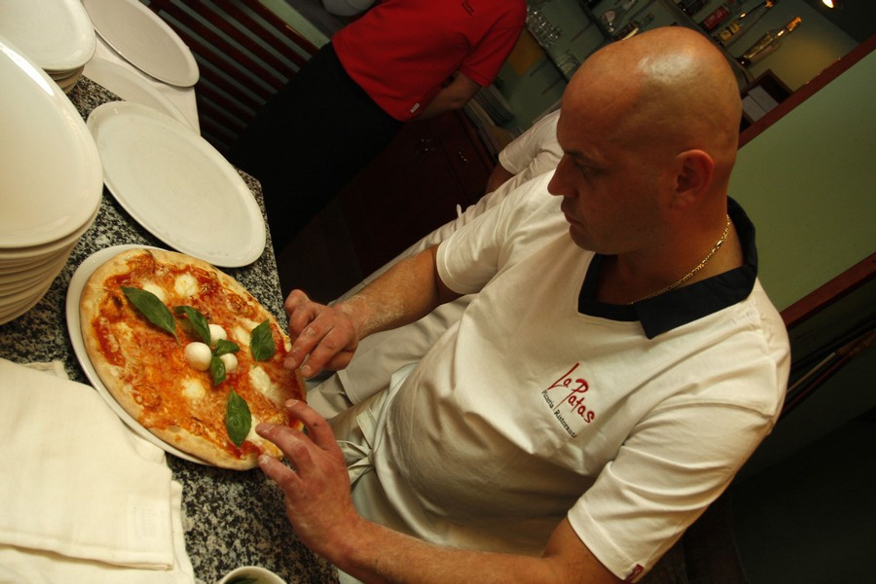V Praze se dnes soutěžilo v přípravě italské pizzy-8 - GALERIE: Pizza (17/18)