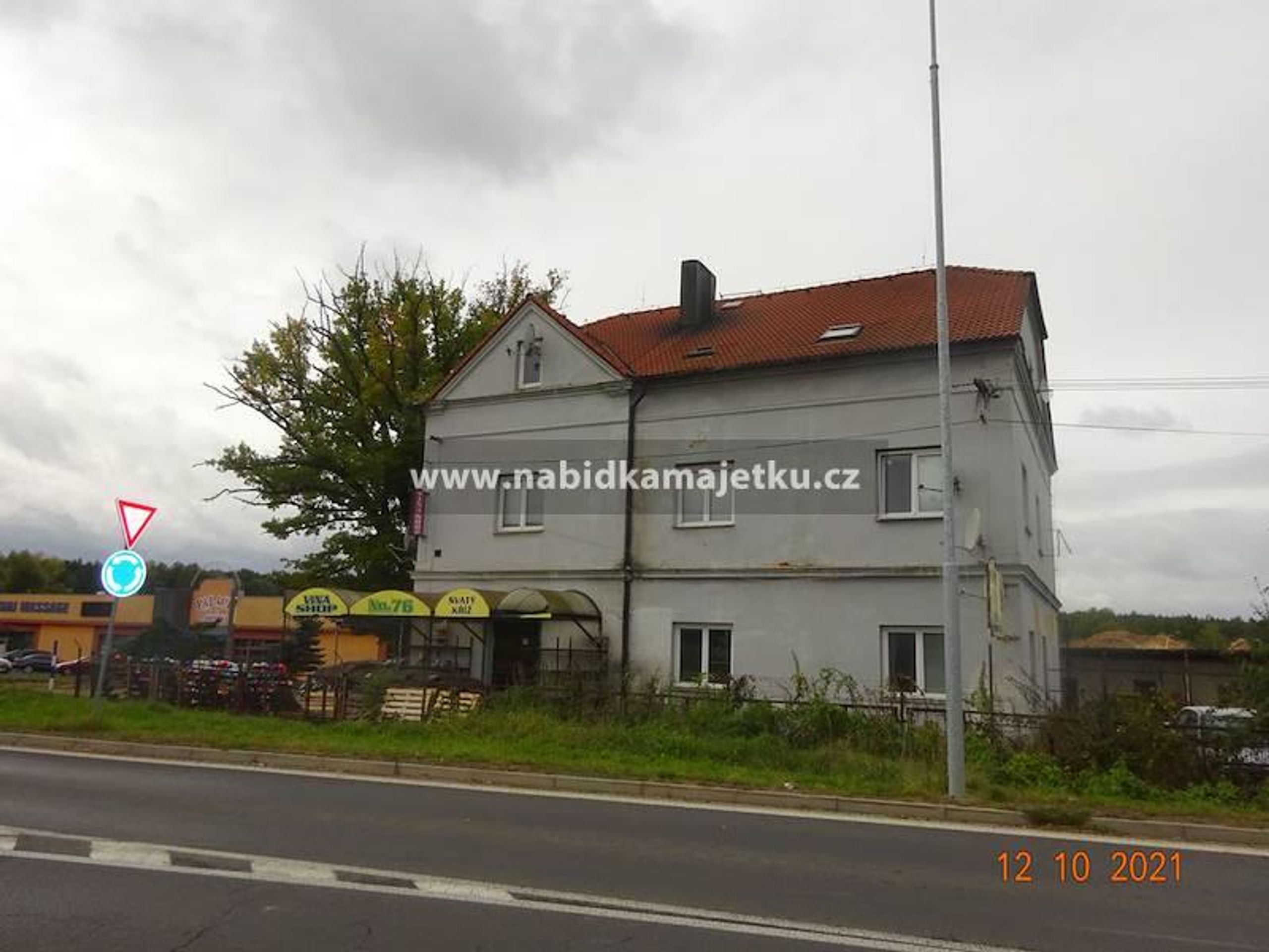 Spoluvlastnický podíl a část pozemku CHEB 1.JPG - Nabídka nemovitého majetku - Úřad pro zastupování státu ve věcech majetkových (4/18)