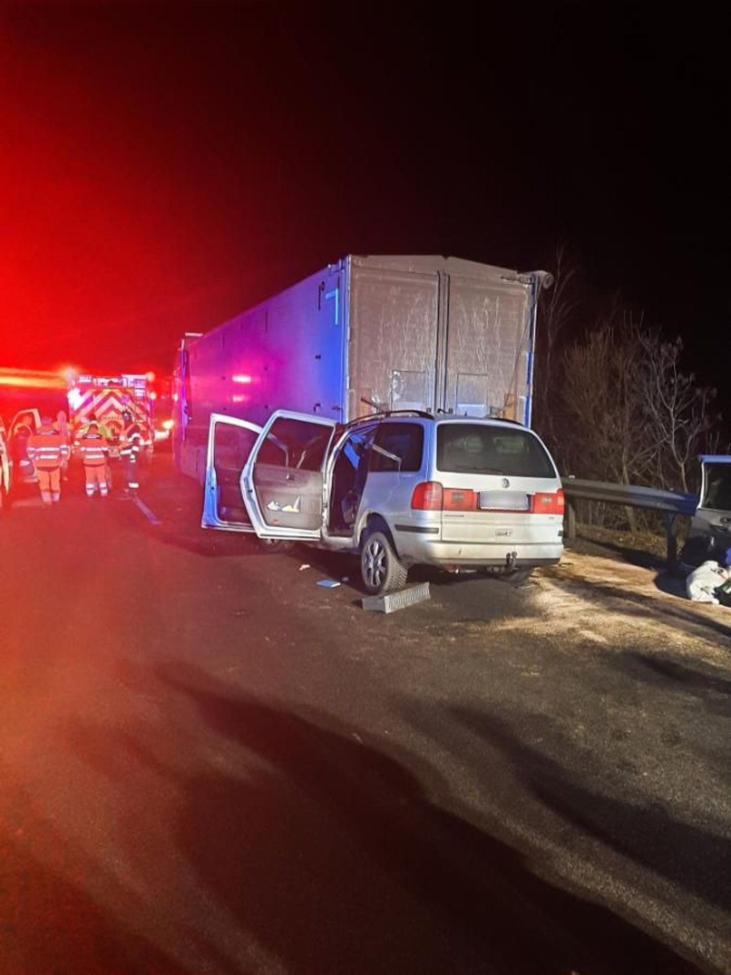 Tragická nehoda kamionu a osobního auta na D46 u Brodku u Prostějova (6) - Tragická nehoda kamionu a osobního auta na D46 (6/6)