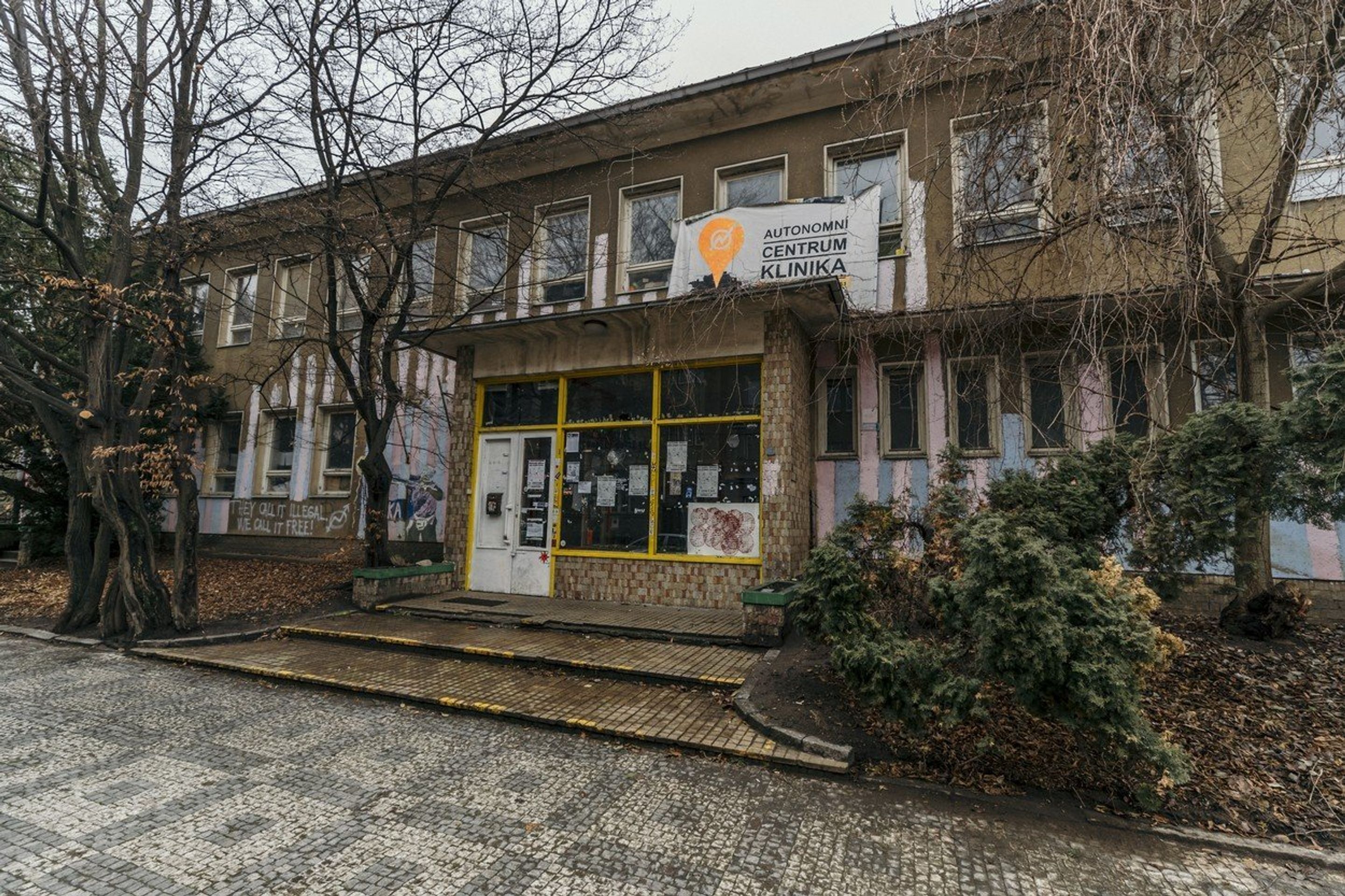 Autonomní sociální centrum Klinika - 3 - GALERIE: Autonomní sociální centrum Klinika (1/3)