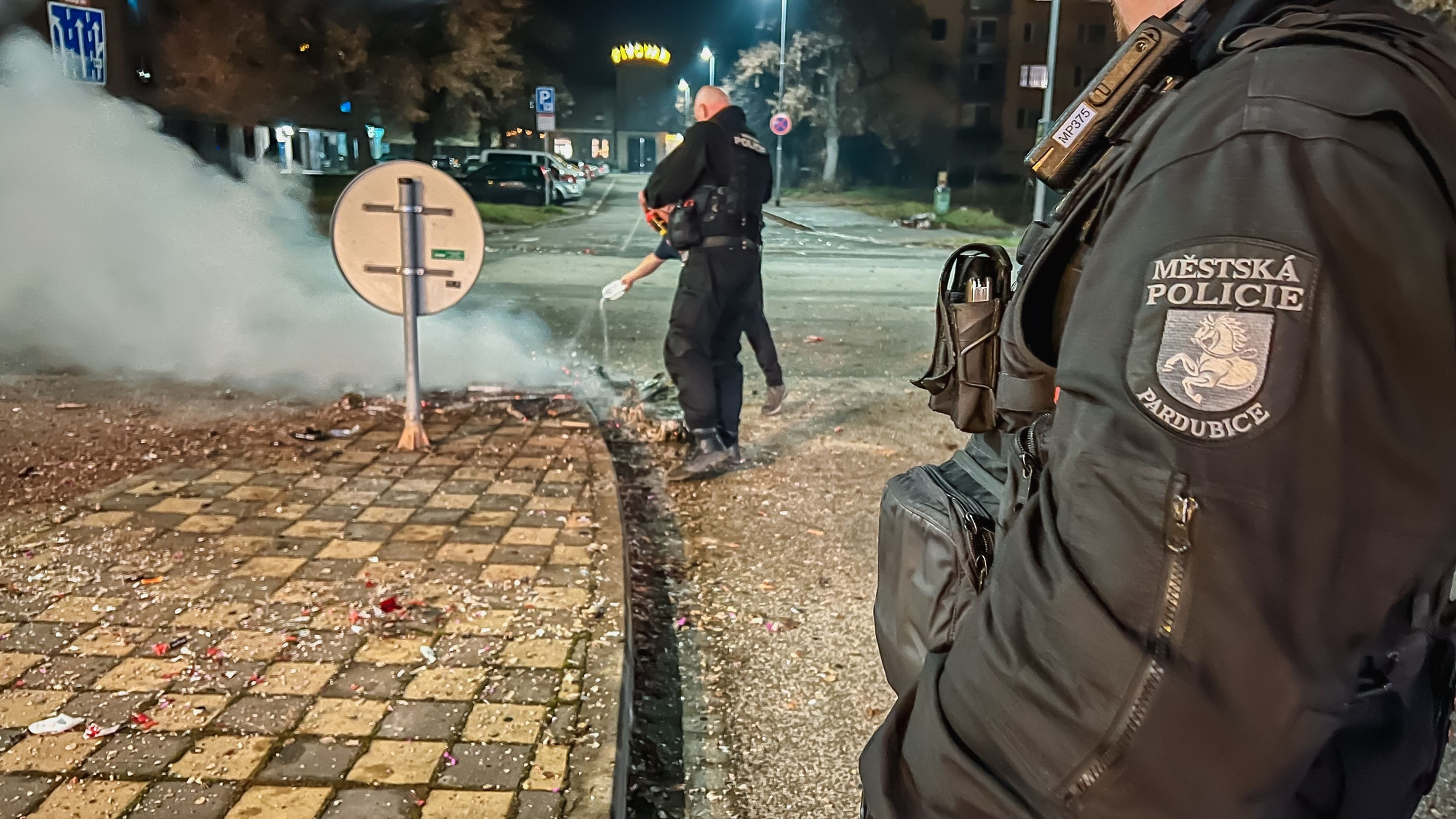 Zásahy policie o silvestrovské noci - Zásahy hasičů o silvestrovské noci (4/17)