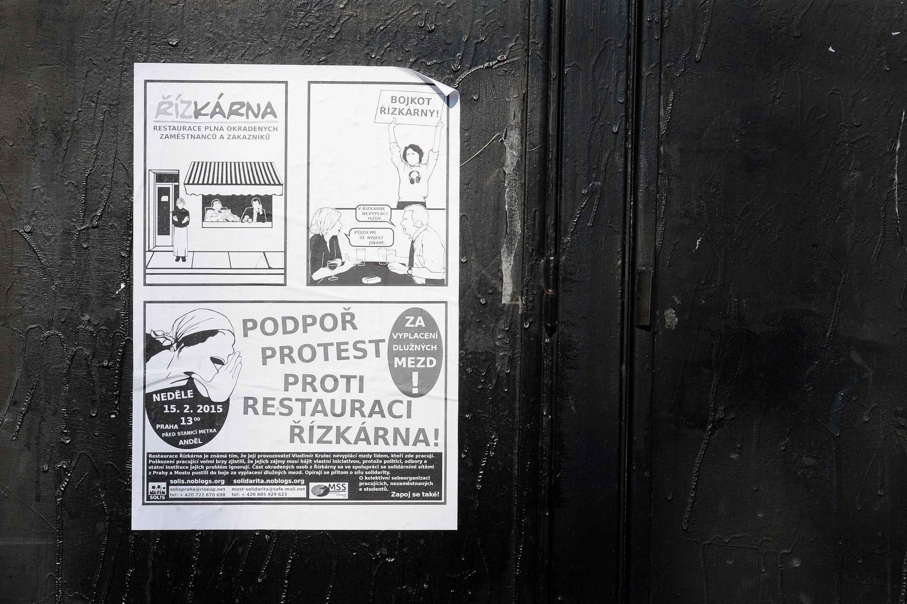Aktivisté bojují proti restauraci Řízkárna - 8 - GALERIE: Protesty proti restauraci Řízkárna (7/11)